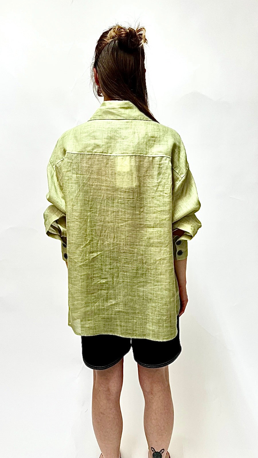 https://admin.shopify.com/store/gulieshop/products/15404584468829#:~:text=https%3A//www.gulieshop.it%20%E2%80%BA%20products%20%E2%80%BA%20meimeij%2Dcamicia%2Dcon%2Dfiori%2Dm5et00