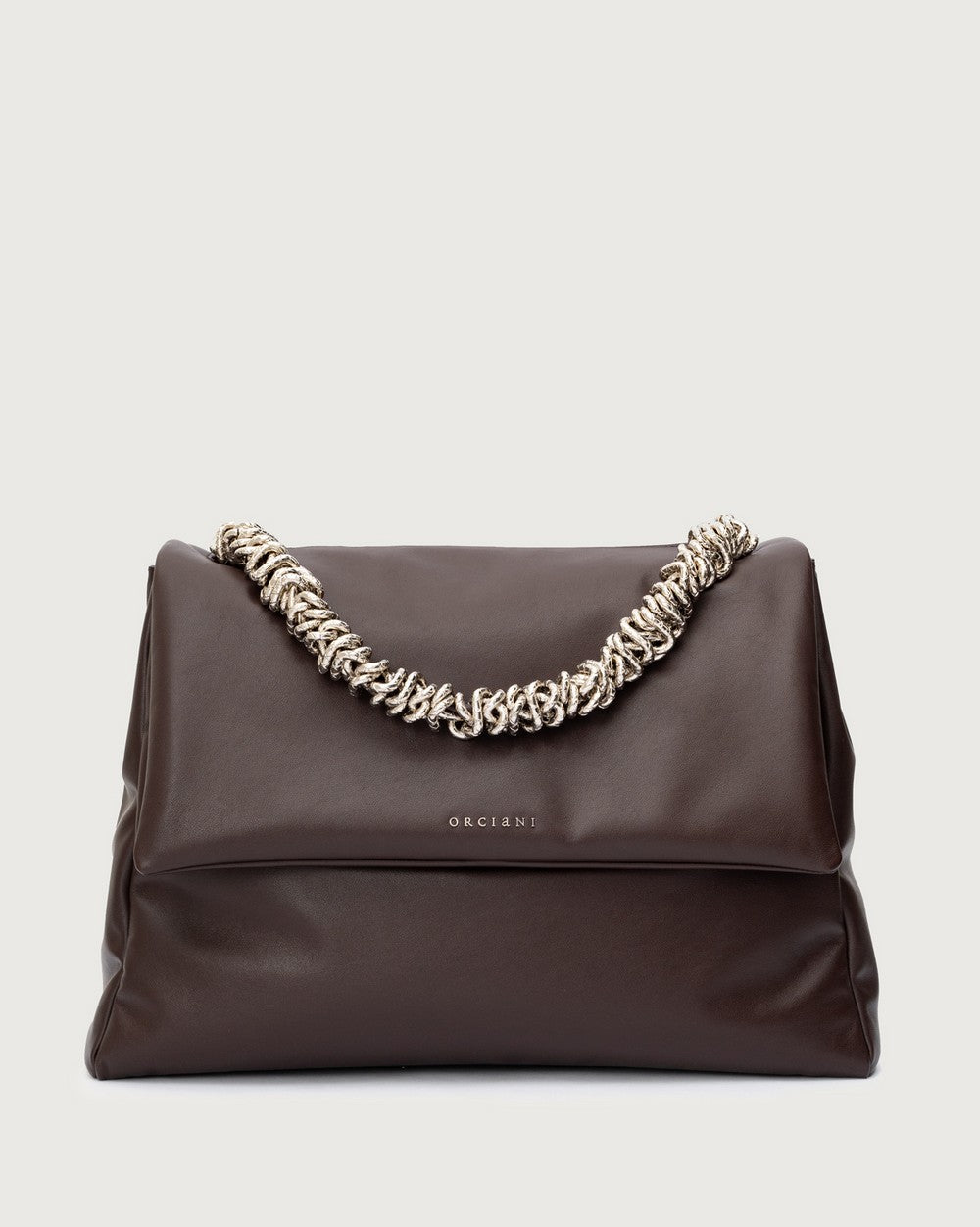 https://admin.shopify.com/store/gulieshop/products/15676795388253#:~:text=https%3A//www.gulieshop.it%20%E2%80%BA%20products%20%E2%80%BA%20orciani%2Dborsa%2Dsveva%2Dnappa%2Dbold%2Dimbottita%2Db02185