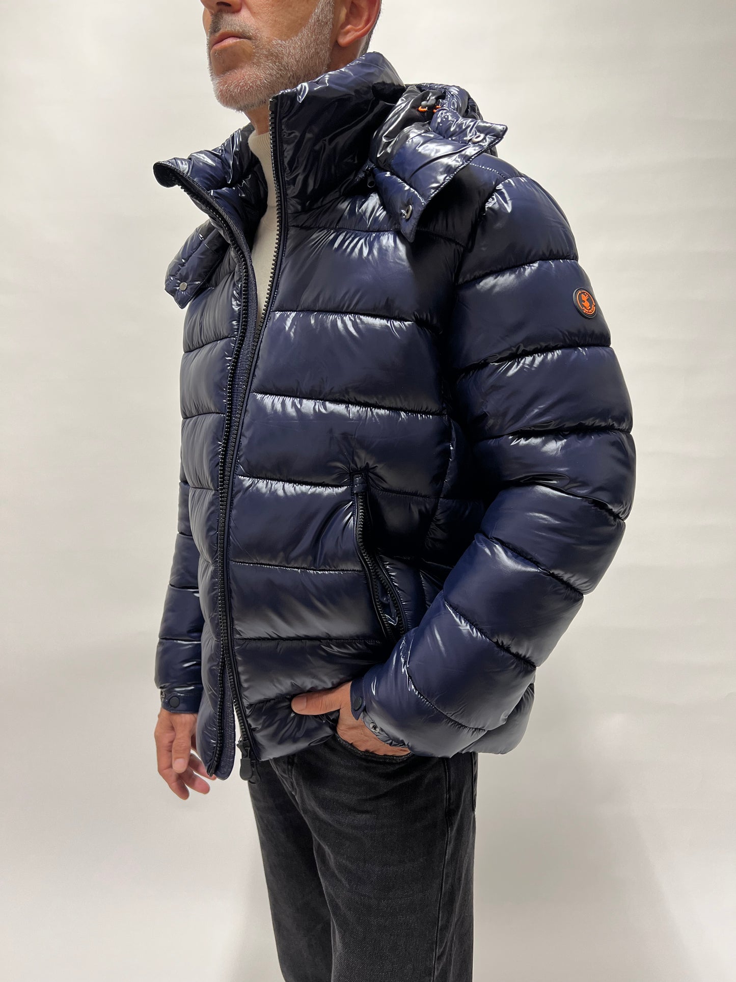 https://admin.shopify.com/store/gulieshop/products/9978171523421#:~:text=https%3A//www.gulieshop.it%20%E2%80%BA%20products%20%E2%80%BA%20save%2Dthe%2Dduck%2Dpiumino%2Dcorto%2Dflorian%2Dd31653m%2D1