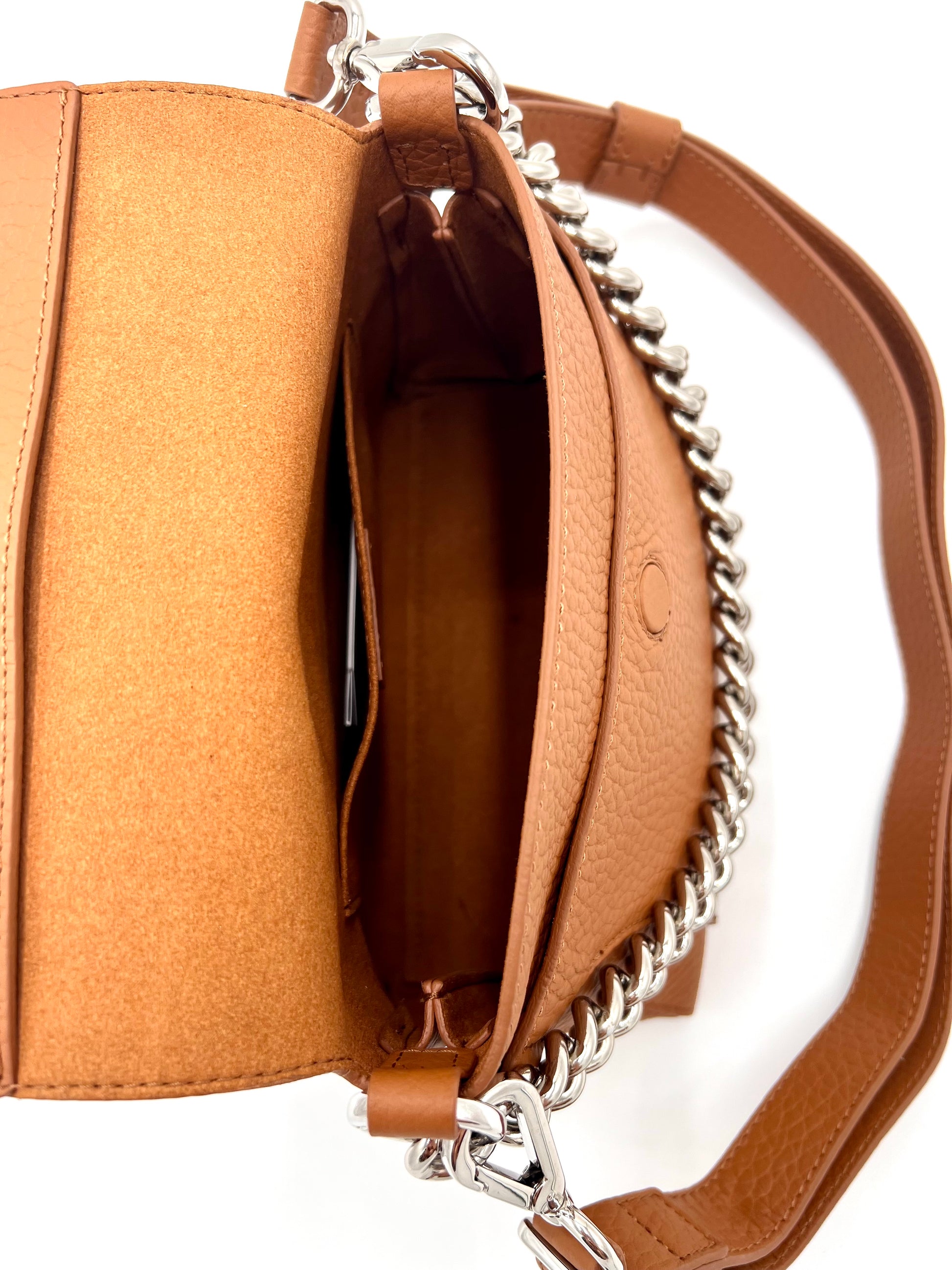 https://admin.shopify.com/store/gulieshop/products/15413202092381#:~:text=https%3A//www.gulieshop.it%20%E2%80%BA%20products%20%E2%80%BA%20orciani%2Dborsa%2Da%2Dspalla%2Dpiccola%2Dmissy%2Ds%2Dsoft%2Db02173%2D2