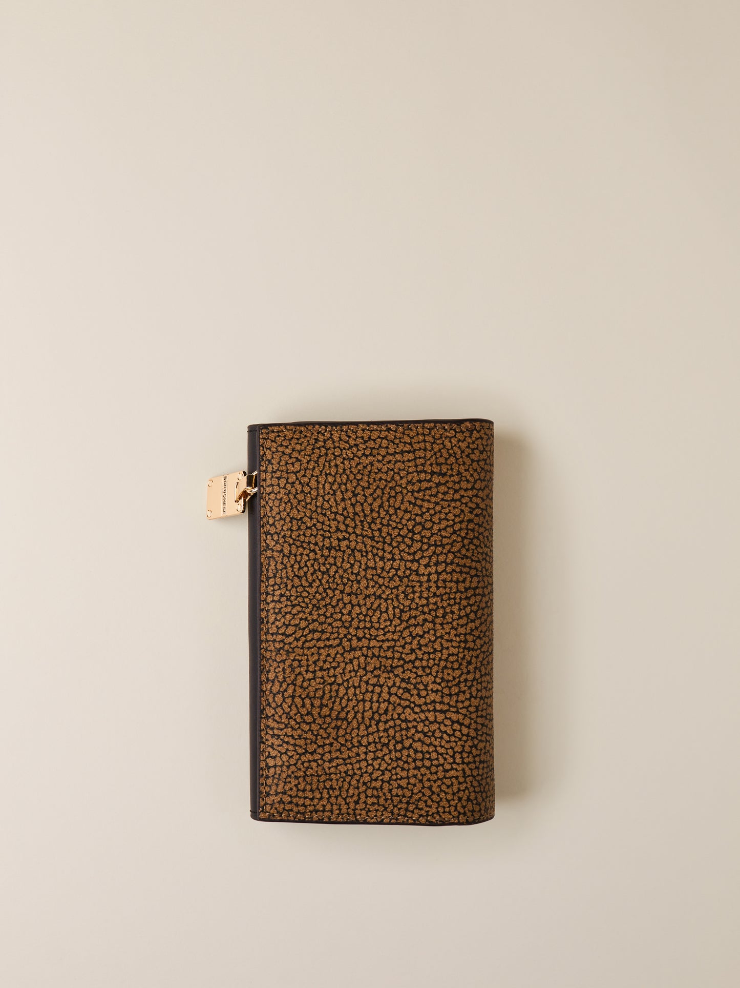 https://admin.shopify.com/store/gulieshop/products/15615140790621#:~:text=https%3A//www.gulieshop.it%20%E2%80%BA%20products%20%E2%80%BA%20borbonese%2Dportafoglio%2Dmedio%2Dcon%2Dpatta%2D91020036220