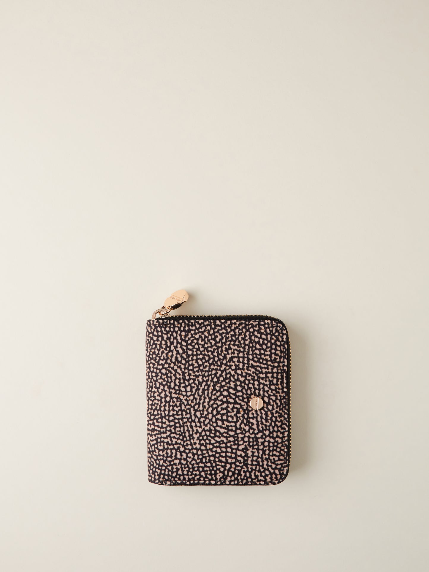 https://admin.shopify.com/store/gulieshop/products/15491902177629#:~:text=https%3A//www.gulieshop.it%20%E2%80%BA%20products%20%E2%80%BA%20borbonese%2Dportafoglio%2Dcon%2Dzip%2D930156%2Di15%2D1