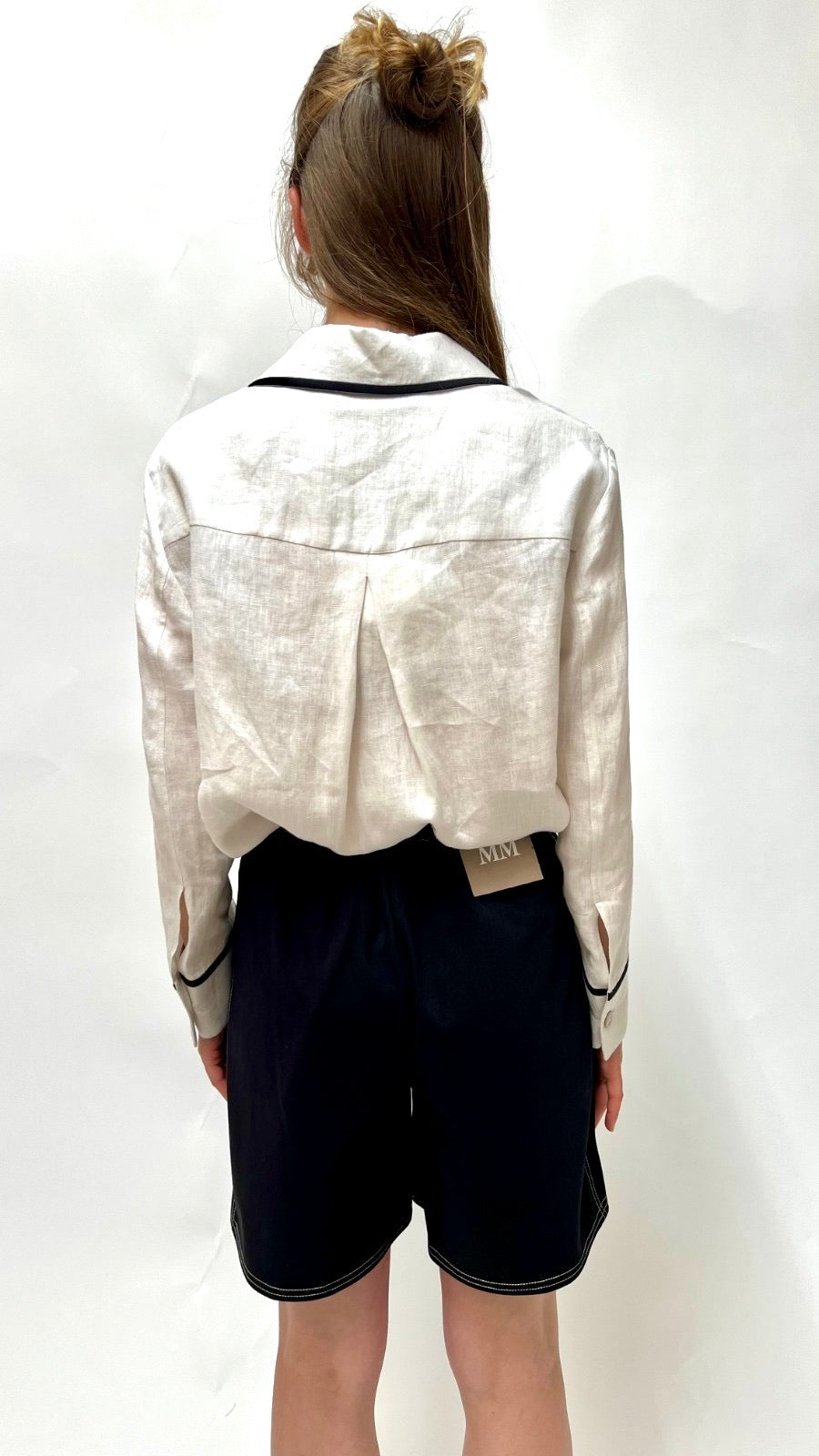 https://admin.shopify.com/store/gulieshop/products/15400764834141#:~:text=https%3A//www.gulieshop.it%20%E2%80%BA%20products%20%E2%80%BA%20s%2Dmaxmara%2Dcamicia%2Din%2Dlino%2Dmarilu