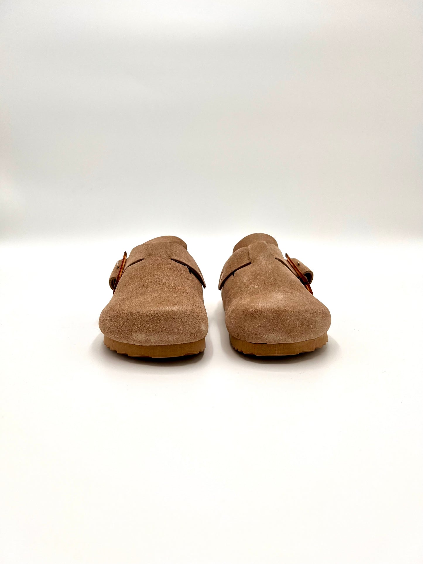https://admin.shopify.com/store/gulieshop/products/15378813419869#:~:text=https%3A//www.gulieshop.it%20%E2%80%BA%20products%20%E2%80%BA%20colors%2Dof%2Dcalifornia%2Dsabot%2Din%2Dsuede%2Dbi086