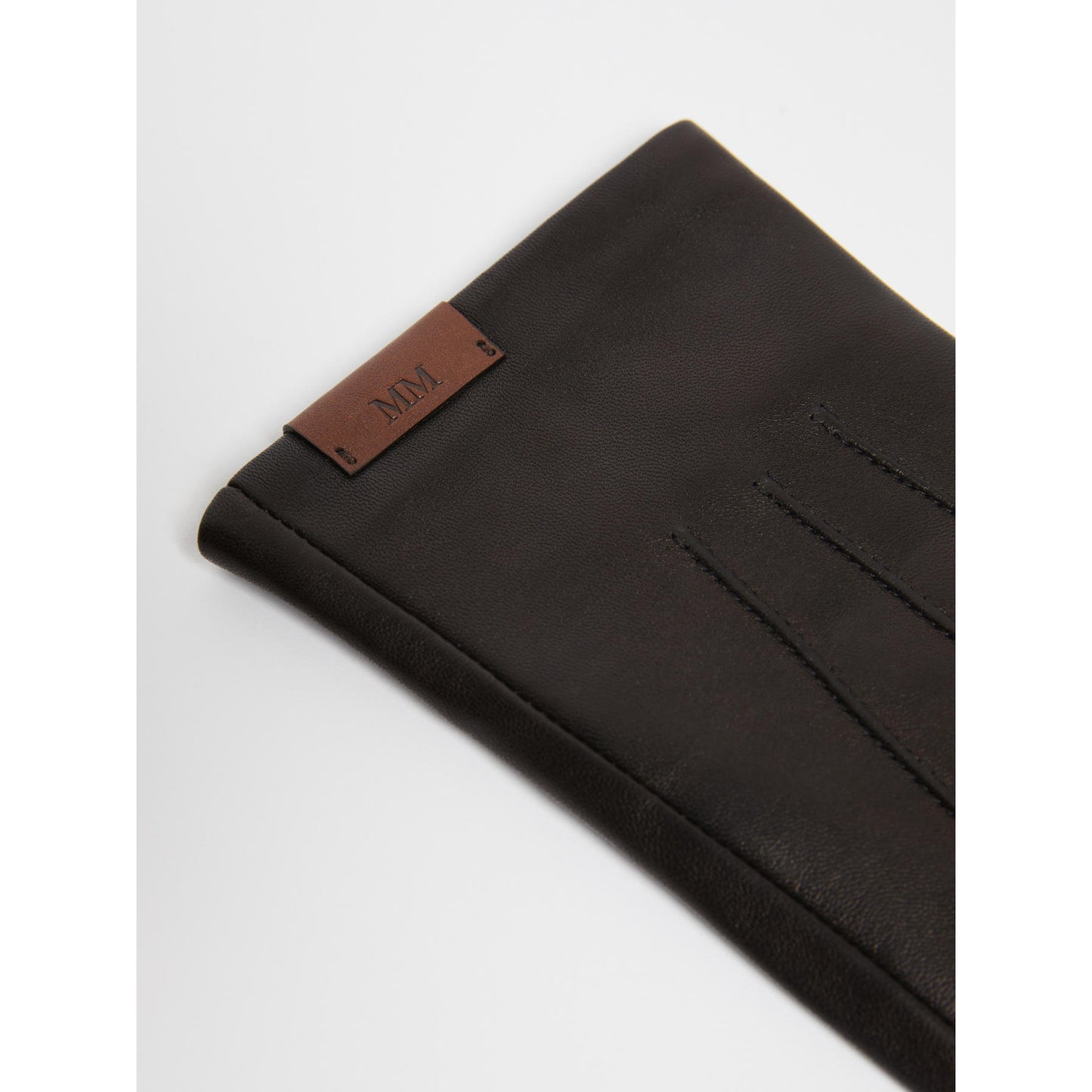 https://admin.shopify.com/store/gulieshop/products/15577928761693#:~:text=https%3A//www.gulieshop.it%20%E2%80%BA%20products%20%E2%80%BA%20maxmara%2Dmm%2Dguanto%2Din%2Dpelle%2Dlemma%2D1