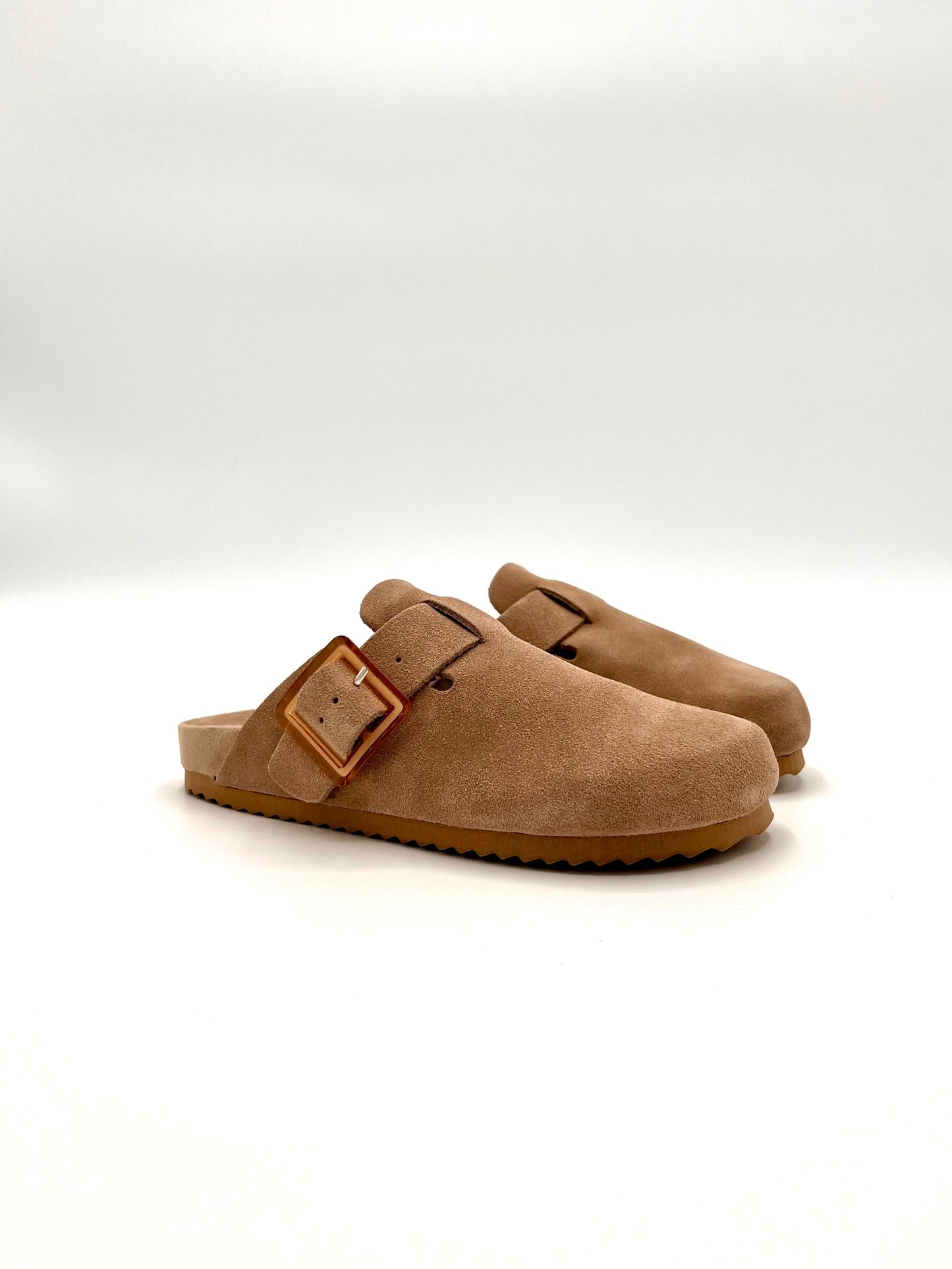 https://admin.shopify.com/store/gulieshop/products/15378813419869#:~:text=https%3A//www.gulieshop.it%20%E2%80%BA%20products%20%E2%80%BA%20colors%2Dof%2Dcalifornia%2Dsabot%2Din%2Dsuede%2Dbi086