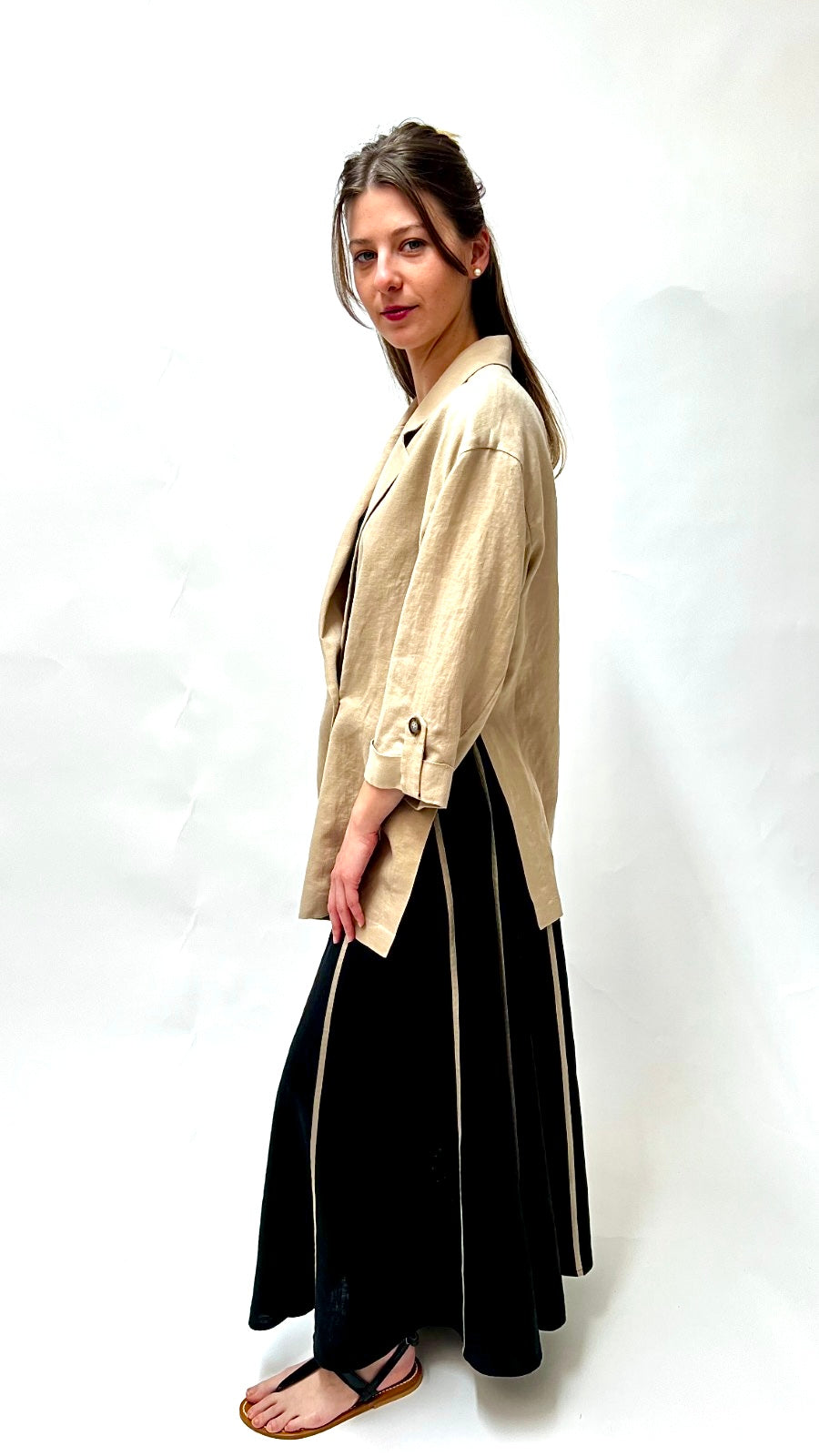 https://admin.shopify.com/store/gulieshop/products/15400923234653#:~:text=https%3A//www.gulieshop.it%20%E2%80%BA%20products%20%E2%80%BA%20purotatto%2Dgiacca%2Din%2Dlino%2Dss250448103