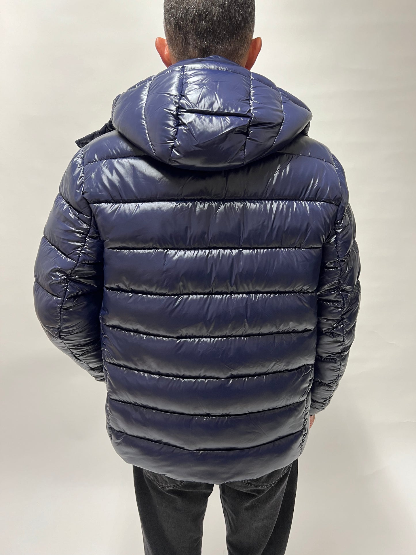 https://admin.shopify.com/store/gulieshop/products/9978171523421#:~:text=https%3A//www.gulieshop.it%20%E2%80%BA%20products%20%E2%80%BA%20save%2Dthe%2Dduck%2Dpiumino%2Dcorto%2Dflorian%2Dd31653m%2D1