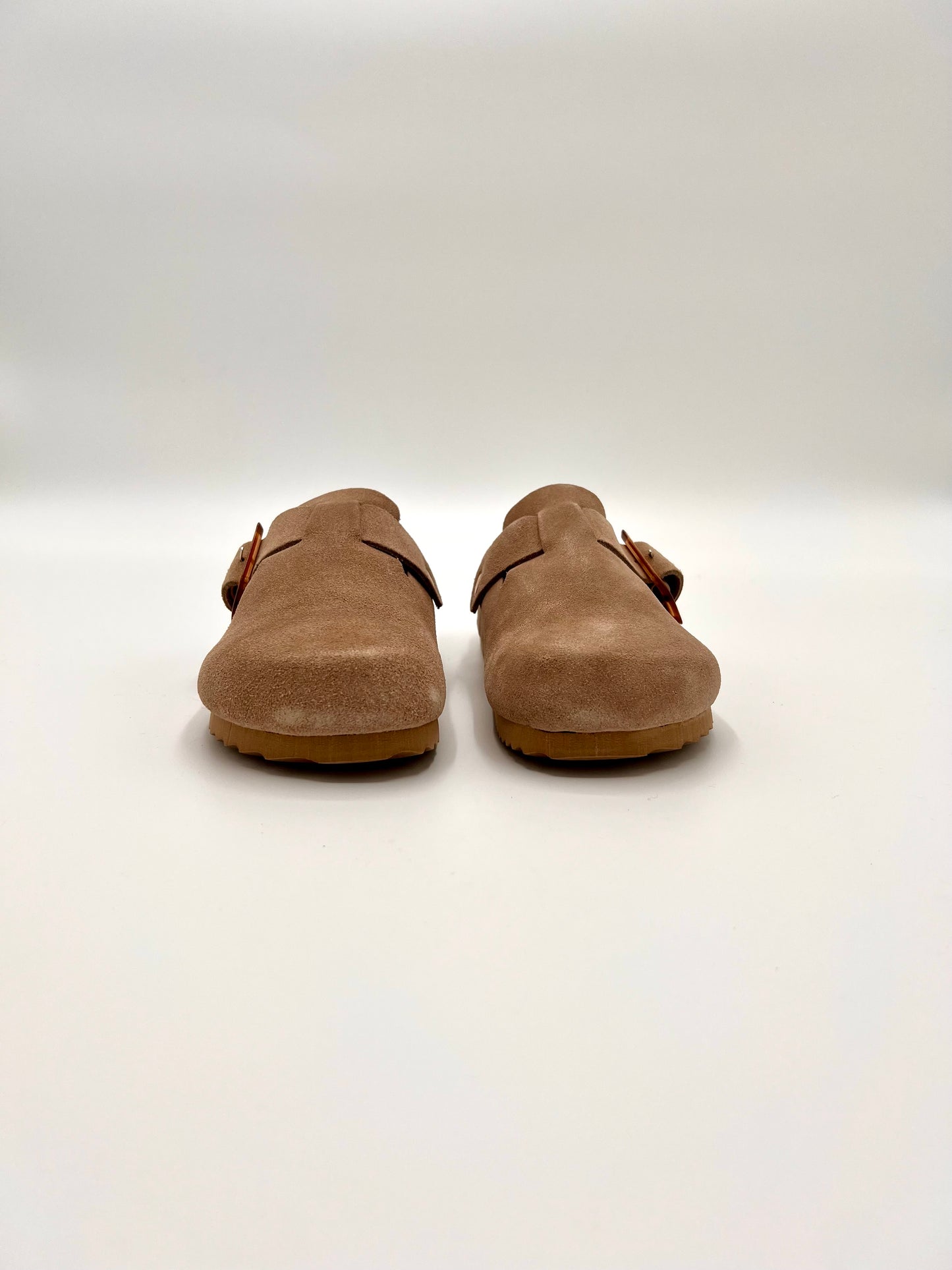 https://admin.shopify.com/store/gulieshop/products/15378813419869#:~:text=https%3A//www.gulieshop.it%20%E2%80%BA%20products%20%E2%80%BA%20colors%2Dof%2Dcalifornia%2Dsabot%2Din%2Dsuede%2Dbi086