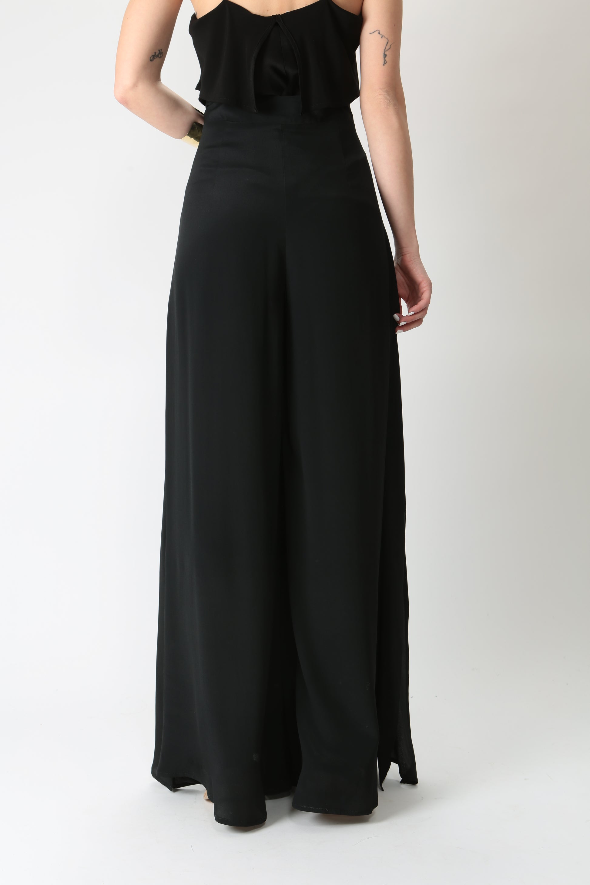 https://admin.shopify.com/store/gulieshop/products/9114937950557#:~:text=Invia-,Ottod%27ame%20Pantalone%20ampio%20in%20misto%20seta%20DP9522,-Contenuto%20multimediale%201