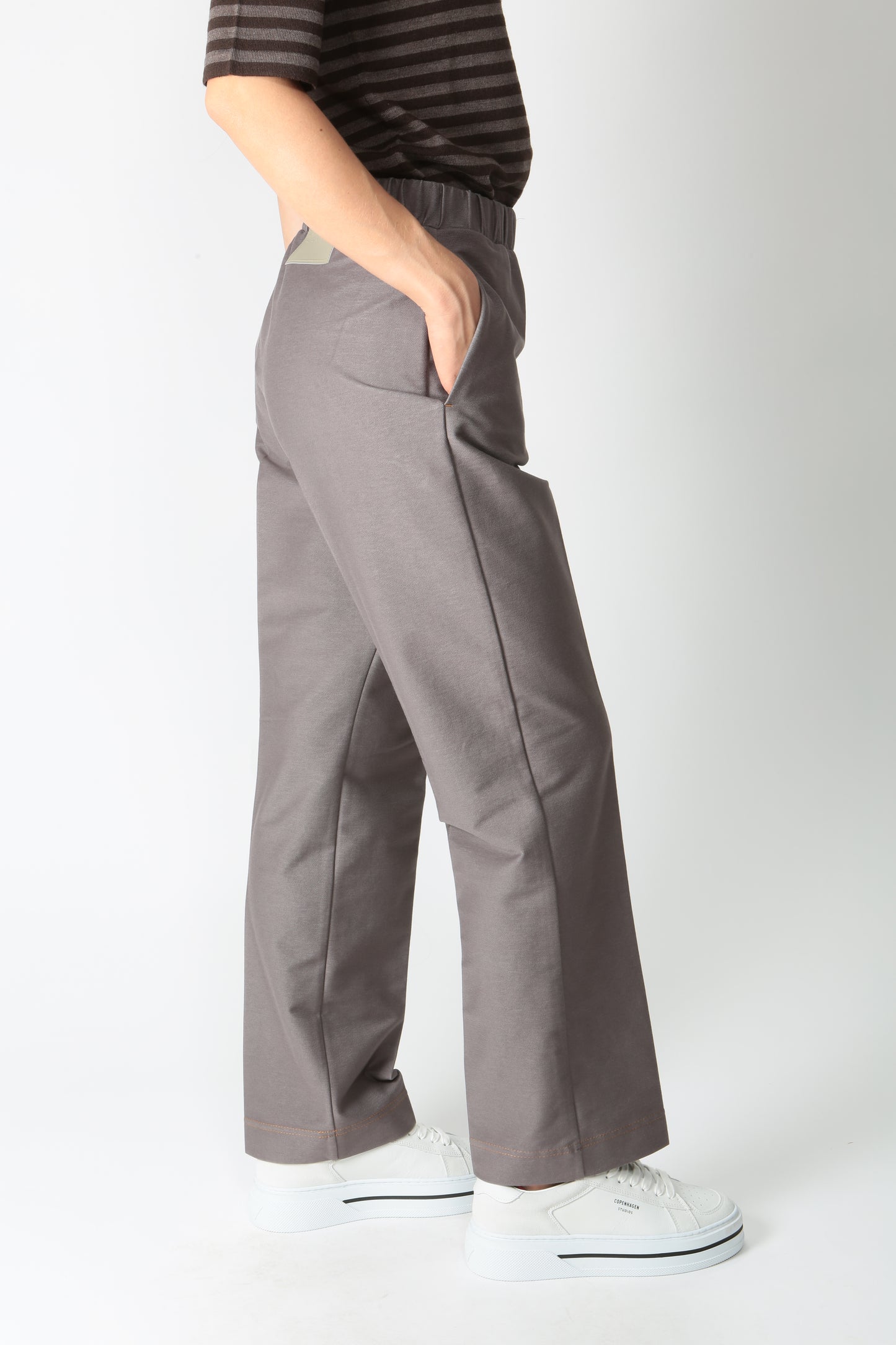 https://admin.shopify.com/store/gulieshop/products/9773835157853#:~:text=https%3A//www.gulieshop.it%20%E2%80%BA%20products%20%E2%80%BA%20maxmara%2Dleisure%2Dpantalone%2Dcon%2Delastico%2Dquiete