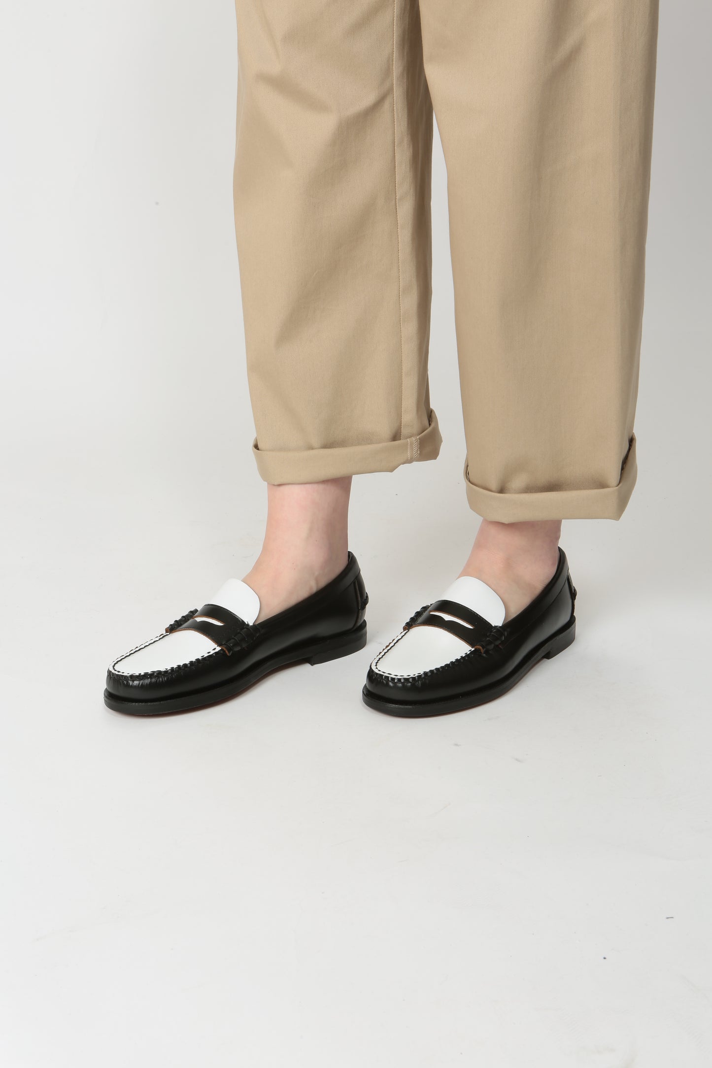 https://admin.shopify.com/store/gulieshop/products/15337890251101#:~:text=https%3A//www.gulieshop.it%20%E2%80%BA%20products%20%E2%80%BA%20sebago%2Dmocassino%2Dbicolor%2Dclassic%2Ddan%2D7001530