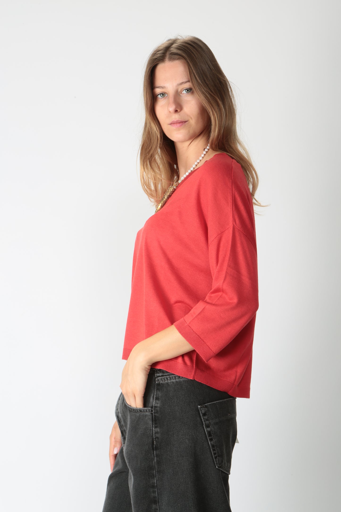 https://admin.shopify.com/store/gulieshop/products/9791604916573#:~:text=https%3A//www.gulieshop.it%20%E2%80%BA%20products%20%E2%80%BA%20kangra%2Dmaglia%2Dscollo%2Da%2Dv%2Dw5a%2D9996%2D77