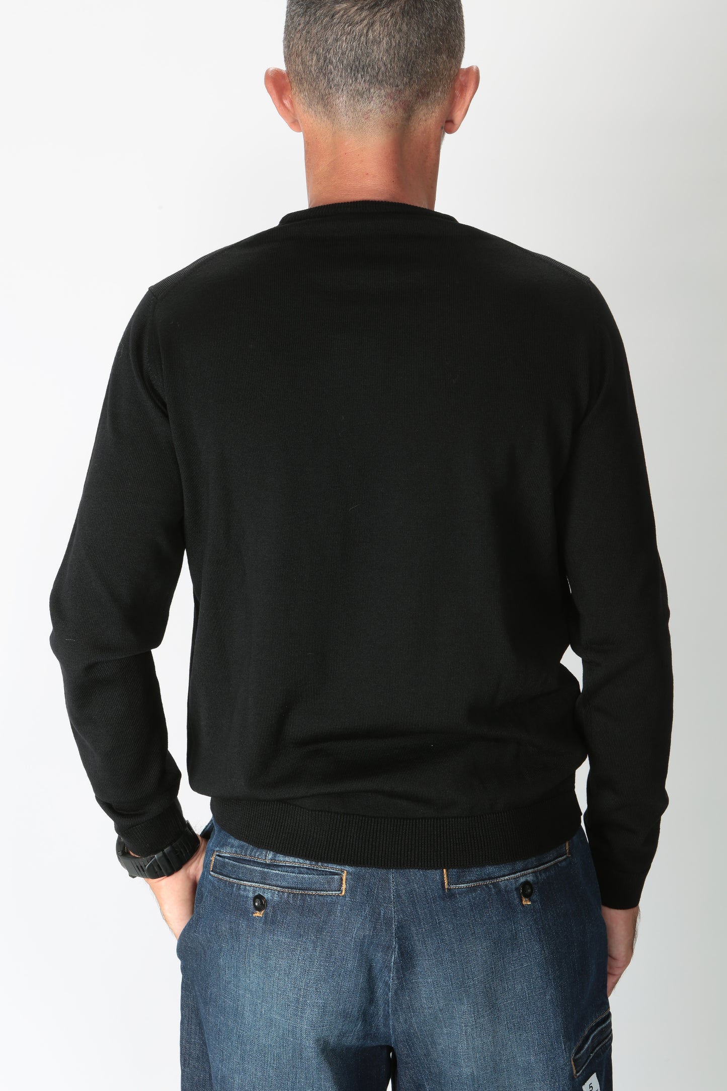https://admin.shopify.com/store/gulieshop/products/9835866718557#:~:text=https%3A//www.gulieshop.it%20%E2%80%BA%20products%20%E2%80%BA%20r%2Dcollina%2Dmaglia%2Dgirocollo%2Din%2Dlana%2Dmerino%2Dra01001%2D1