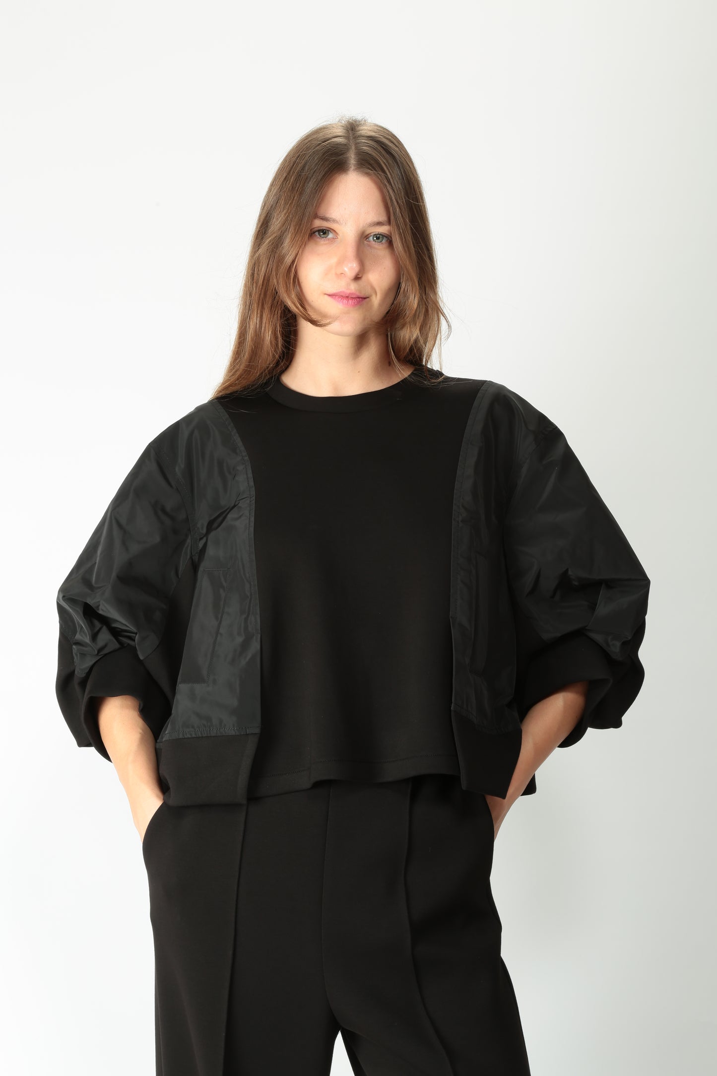 https://admin.shopify.com/store/gulieshop/products/15579497005405#:~:text=https%3A//www.gulieshop.it%20%E2%80%BA%20products%20%E2%80%BA%20meimeij%2Dblusa%2Dcon%2Dinserti%2Dtrecnici%2Dm5fd00