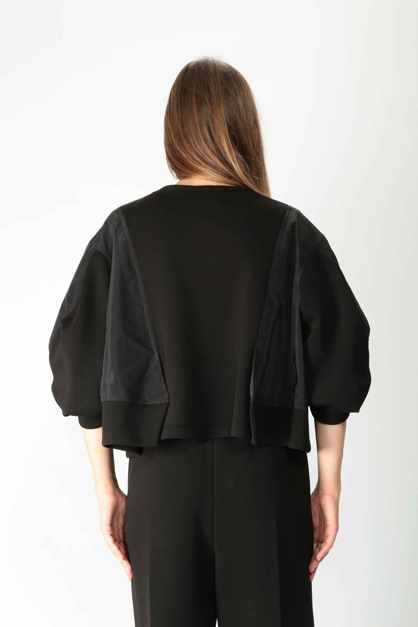 https://admin.shopify.com/store/gulieshop/products/15579497005405#:~:text=https%3A//www.gulieshop.it%20%E2%80%BA%20products%20%E2%80%BA%20meimeij%2Dblusa%2Dcon%2Dinserti%2Dtrecnici%2Dm5fd00