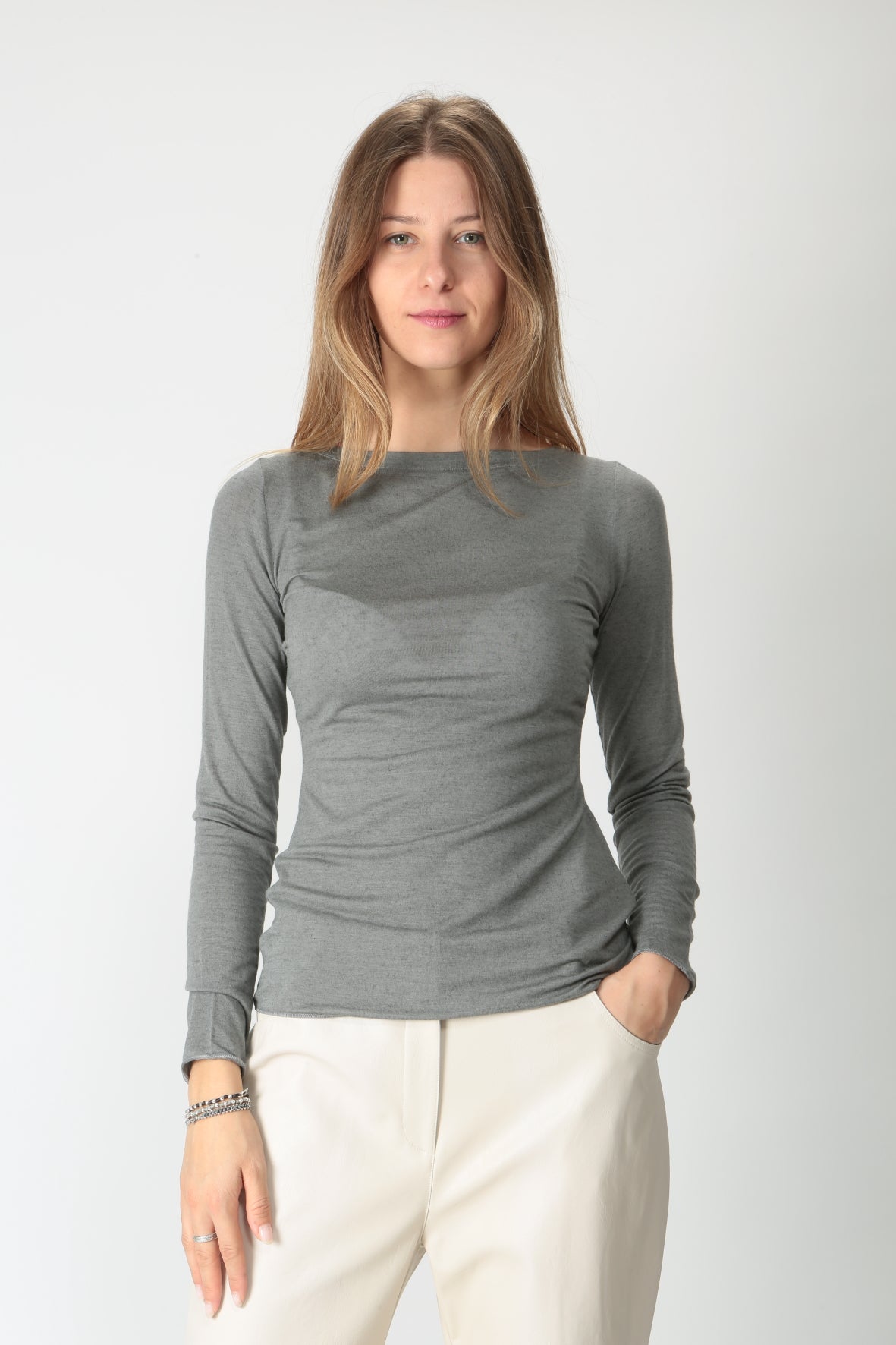 https://admin.shopify.com/store/gulieshop/products/9890694037853#:~:text=https%3A//www.gulieshop.it%20%E2%80%BA%20products%20%E2%80%BA%20purotatto%2Dmaglia%2Din%2Dmisto%2Dmodal%2De%2Dcachemire%2Dfw240221501