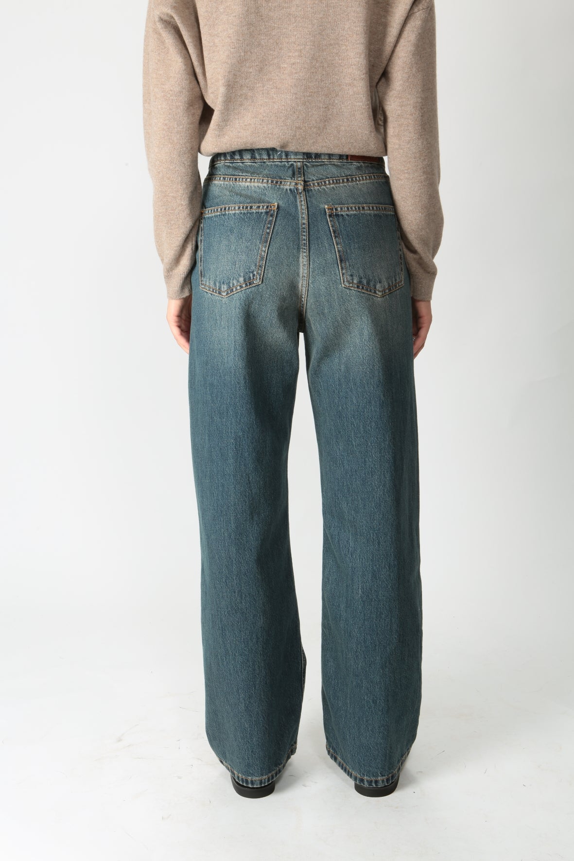 https://admin.shopify.com/store/gulieshop/products/9886177198429#:~:text=https%3A//www.gulieshop.it%20%E2%80%BA%20products%20%E2%80%BA%20god%2Dsave%2Ddenim%2Djeans%2Dstraight%2Dprimula%2D3989%2Dj122%2Dg381