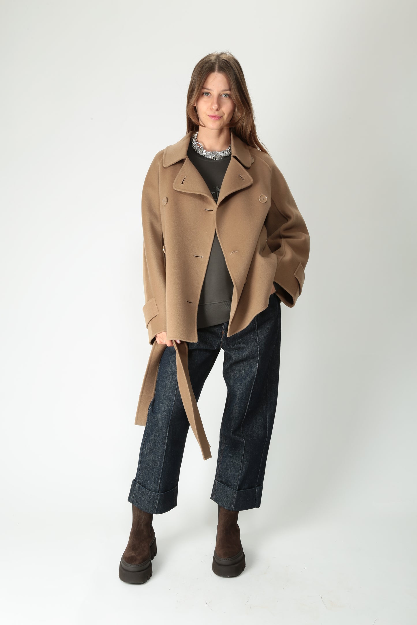 https://admin.shopify.com/store/gulieshop/products/15526145556829#:~:text=https%3A//www.gulieshop.it%20%E2%80%BA%20products%20%E2%80%BA%20s%2Dmaxmara%2Dtrench%2Dcorto%2Din%2Dlana%2Dlouis