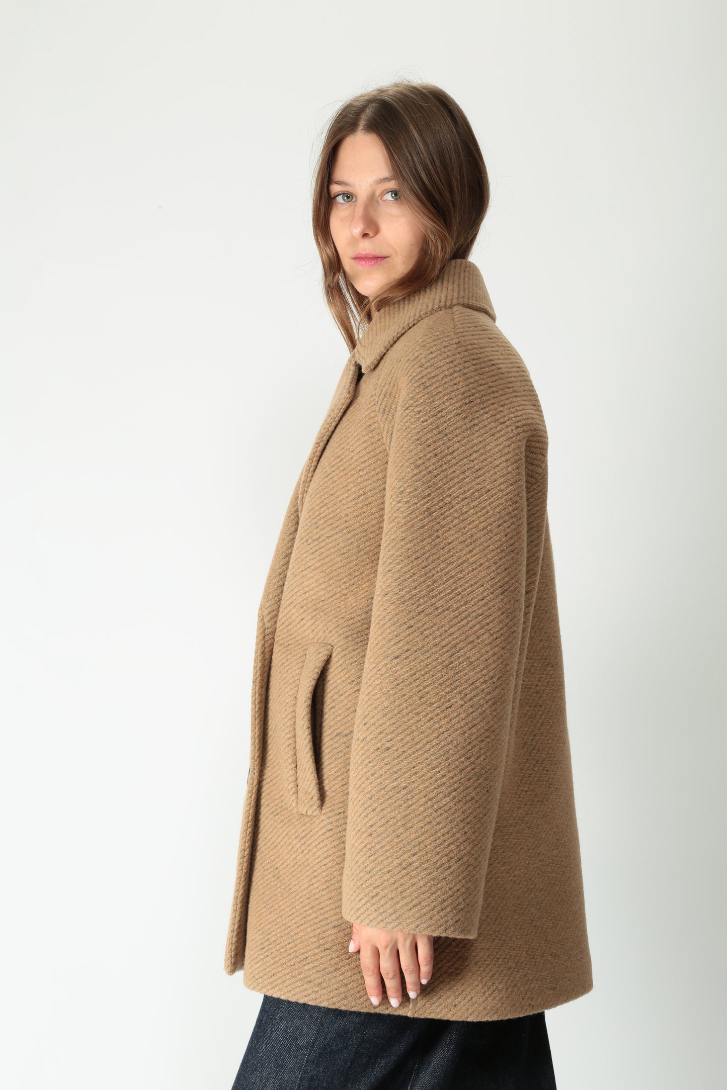https://admin.shopify.com/store/gulieshop/products/15577928892765#:~:text=https%3A//www.gulieshop.it%20%E2%80%BA%20products%20%E2%80%BA%20maxmara%2Dmm%2Dcappotto%2Dcorto%2Dobliqua%2D1