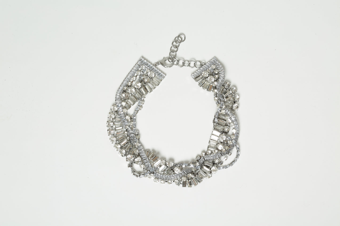 https://admin.shopify.com/store/gulieshop/products/15577923682653#:~:text=https%3A//www.gulieshop.it%20%E2%80%BA%20products%20%E2%80%BA%20l%2Dconti%2Dcollana%2Dcon%2Dstrass%2Dwhitney%2Da5wj61