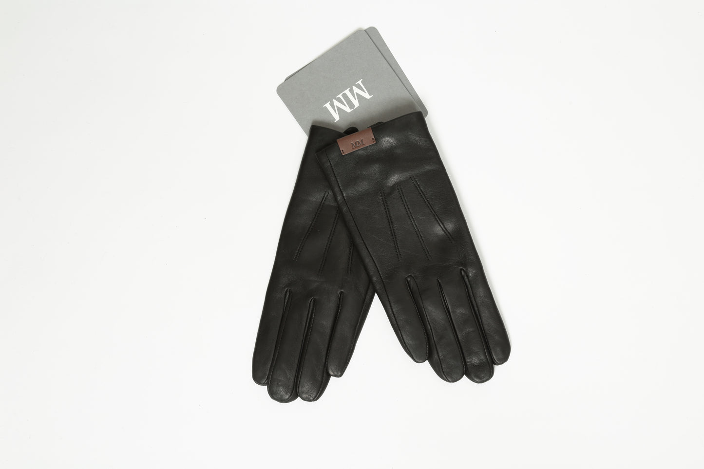 https://admin.shopify.com/store/gulieshop/products/15577928761693#:~:text=https%3A//www.gulieshop.it%20%E2%80%BA%20products%20%E2%80%BA%20maxmara%2Dmm%2Dguanto%2Din%2Dpelle%2Dlemma%2D1