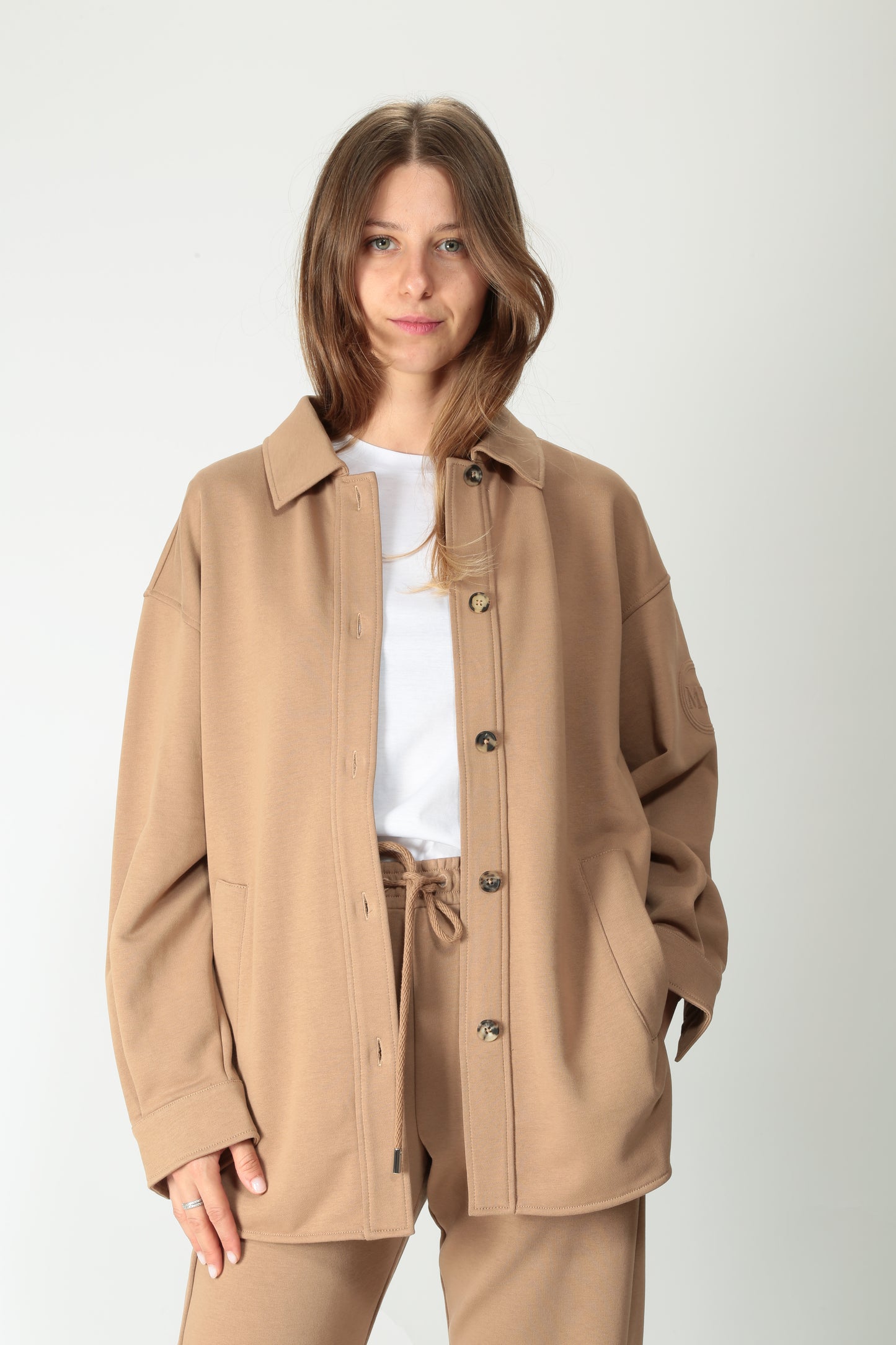 https://admin.shopify.com/store/gulieshop/products/15577936101725#:~:text=https%3A//www.gulieshop.it%20%E2%80%BA%20products%20%E2%80%BA%20maxmara%2Dmm%2Dovershirt%2Din%2Dfelpa%2Dcomma