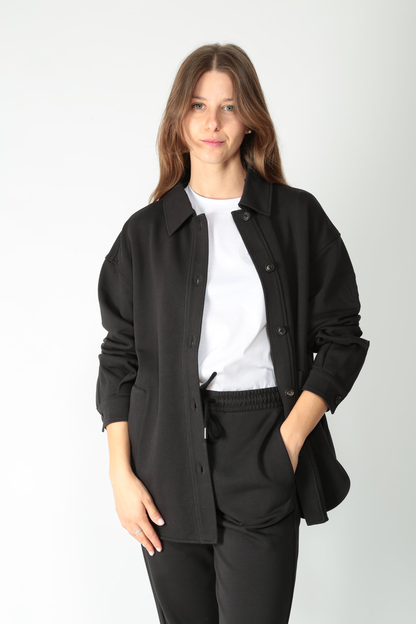 https://admin.shopify.com/store/gulieshop/products/15577936134493#:~:text=https%3A//www.gulieshop.it%20%E2%80%BA%20products%20%E2%80%BA%20maxmara%2Dmm%2Dovershirt%2Din%2Dfelpa%2Dcomma%2D1
