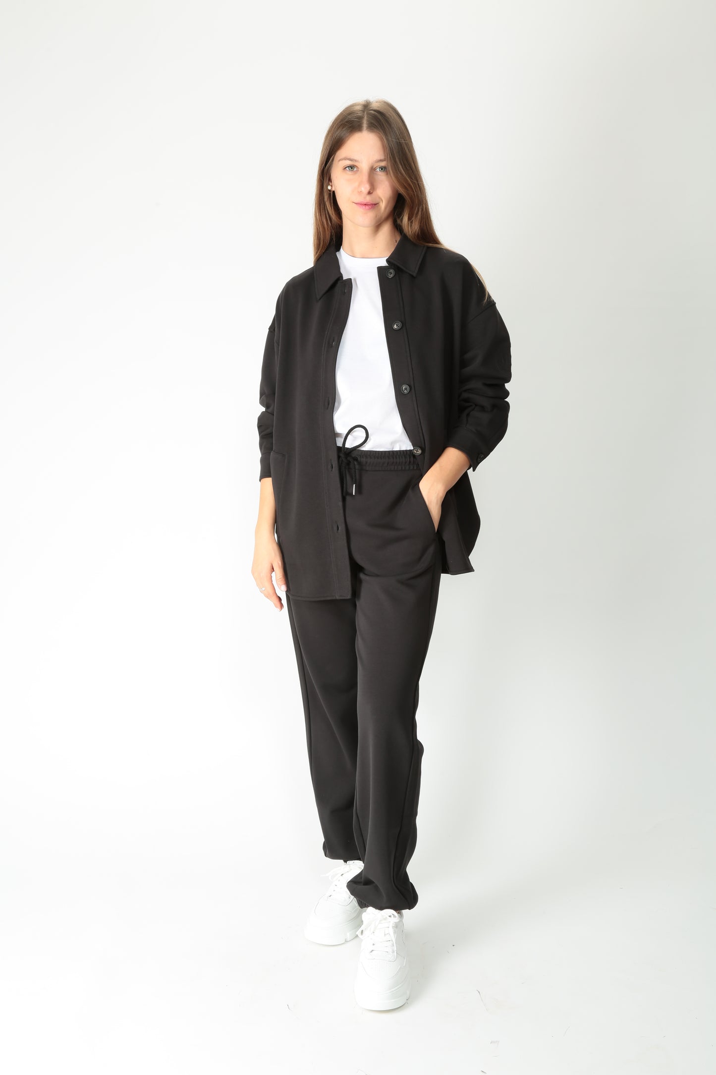 https://admin.shopify.com/store/gulieshop/products/15577928466781#:~:text=https%3A//www.gulieshop.it%20%E2%80%BA%20products%20%E2%80%BA%20maxmara%2Dmm%2Dpantalone%2Djogger%2Dlevico%2D1