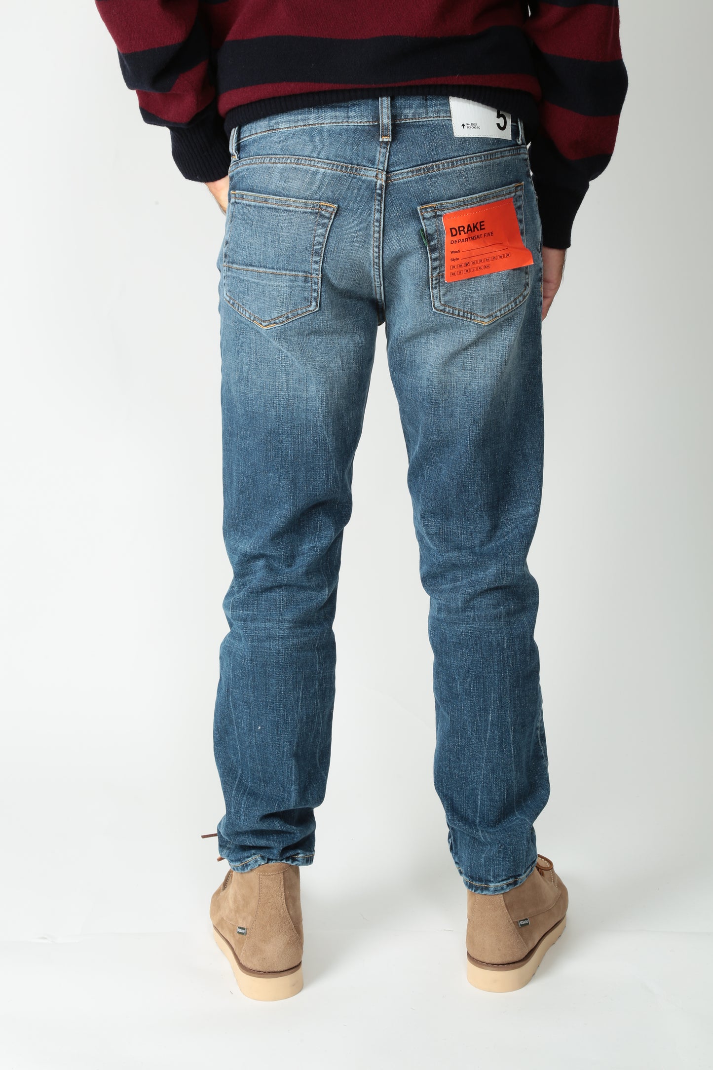 https://admin.shopify.com/store/gulieshop/products/15595138842973#:~:text=https%3A//www.gulieshop.it%20%E2%80%BA%20products%20%E2%80%BA%20department%2D5%2Djeans%2Dslim%2Dfit%2Dcrop%2Ddrake%2Dup51751d2ts0182416