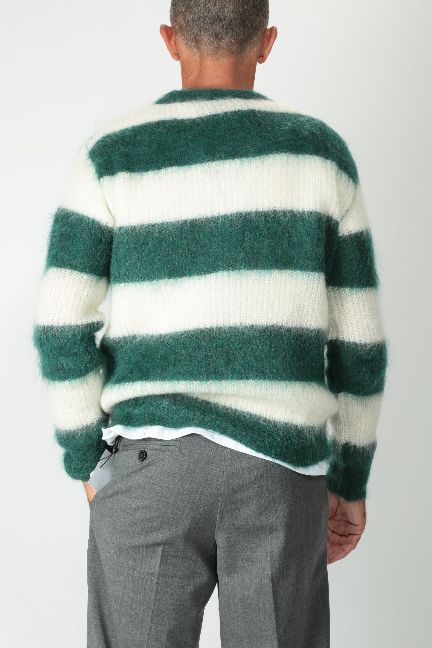 https://admin.shopify.com/store/gulieshop/products/15595310776669#:~:text=https%3A//www.gulieshop.it%20%E2%80%BA%20products%20%E2%80%BA%20amaranto%2Dmaglia%2Din%2Dmohair%2Db9f0070