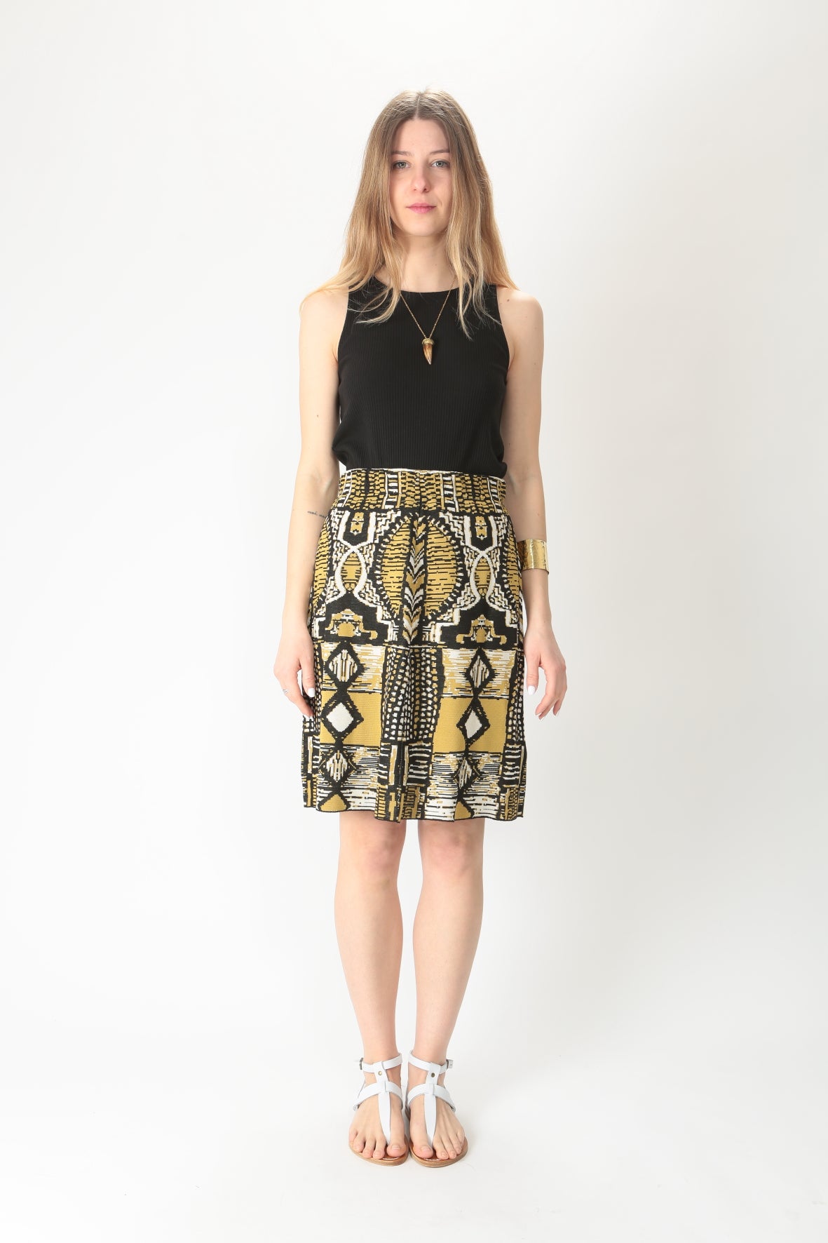 https://admin.shopify.com/store/gulieshop/products/9044673560925#:~:text=Invia-,Aldo%20Martins%20Gonna%20corta%20in%20misto%20bamboo%208270%20Prato,-Contenuto%20multimediale%201
