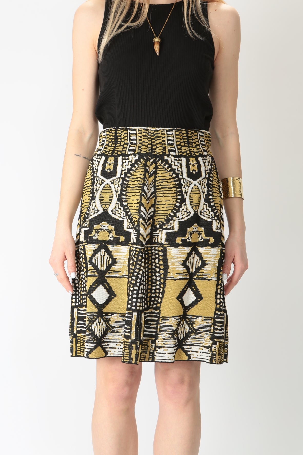 https://admin.shopify.com/store/gulieshop/products/9044673560925#:~:text=Invia-,Aldo%20Martins%20Gonna%20corta%20in%20misto%20bamboo%208270%20Prato,-Contenuto%20multimediale%201