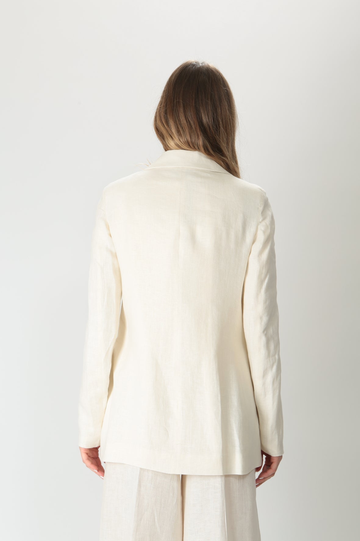 https://admin.shopify.com/store/gulieshop/products/9068327567709#:~:text=Invia-,1978%20Giacca%20doppiopetto%20in%20lino%20599GB649,-Contenuto%20multimediale%201