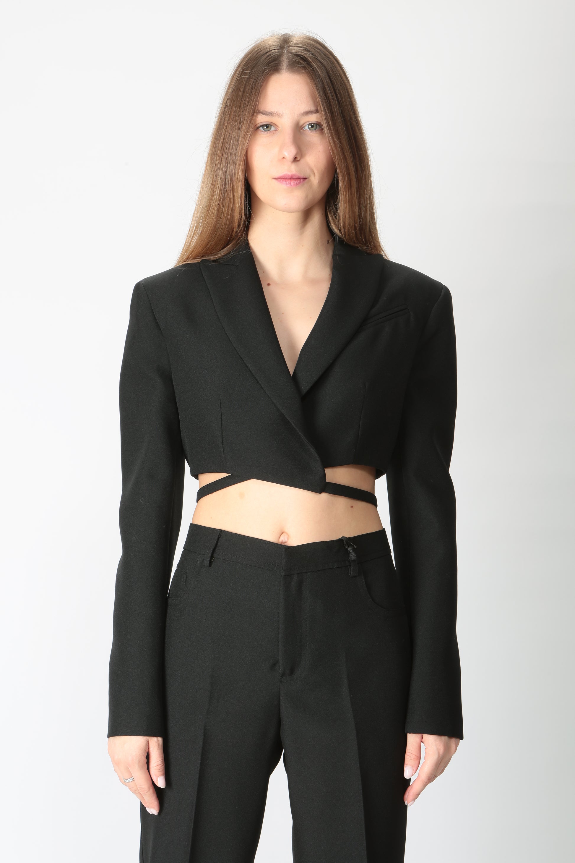 https://admin.shopify.com/store/gulieshop/products/9898626548061#:~:text=https%3A//www.gulieshop.it%20%E2%80%BA%20products%20%E2%80%BA%20ottodame%2Dgiacca%2Dcropped%2Dkeo%2Ddg6082