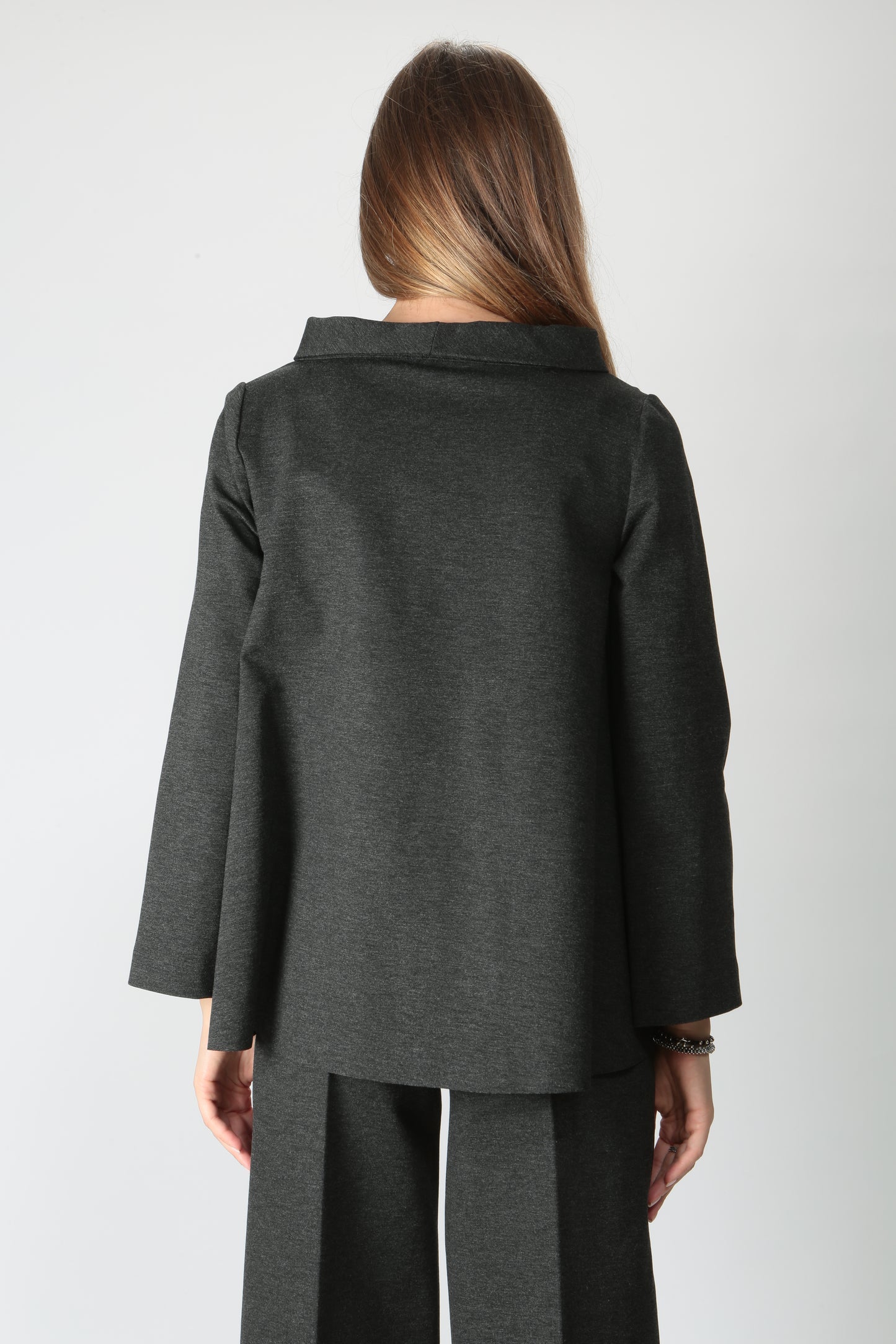 https://admin.shopify.com/store/gulieshop/products/9902921744733#:~:text=https%3A//www.gulieshop.it%20%E2%80%BA%20products%20%E2%80%BA%201978%2Dblusa%2Din%2Din%2Dviscosa%2Dstretch%2Dflorence%2D2