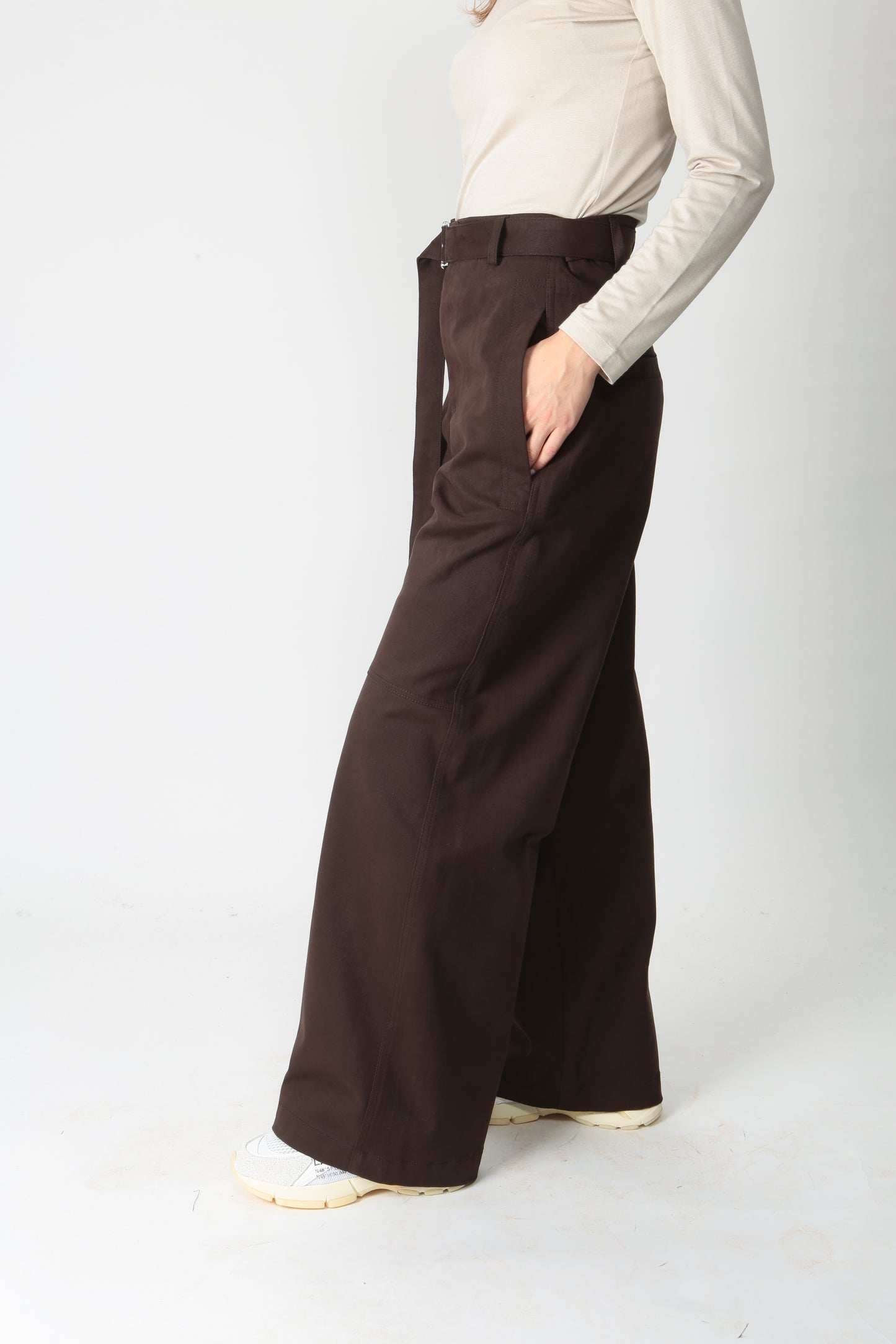 https://admin.shopify.com/store/gulieshop/products/9906729550173#:~:text=https%3A//www.gulieshop.it%20%E2%80%BA%20products%20%E2%80%BA%20tela%2Dpantalone%2Dampio%2Din%2Dcotone%2Dd%2Dmilo
