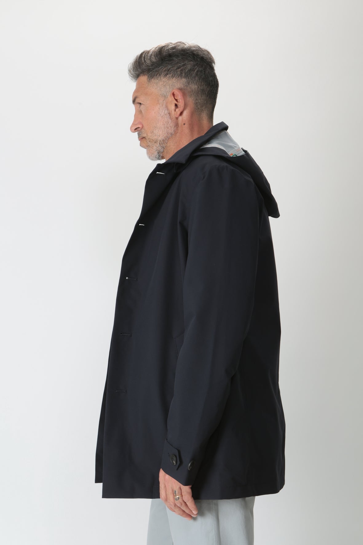 https://admin.shopify.com/store/gulieshop/products/9044483506525#:~:text=Invia-,Save%20the%20duck%20Cappotto%20tecnico%20con%20cappuccio%20D42020M%20Grin18,-Contenuto%20multimediale%201