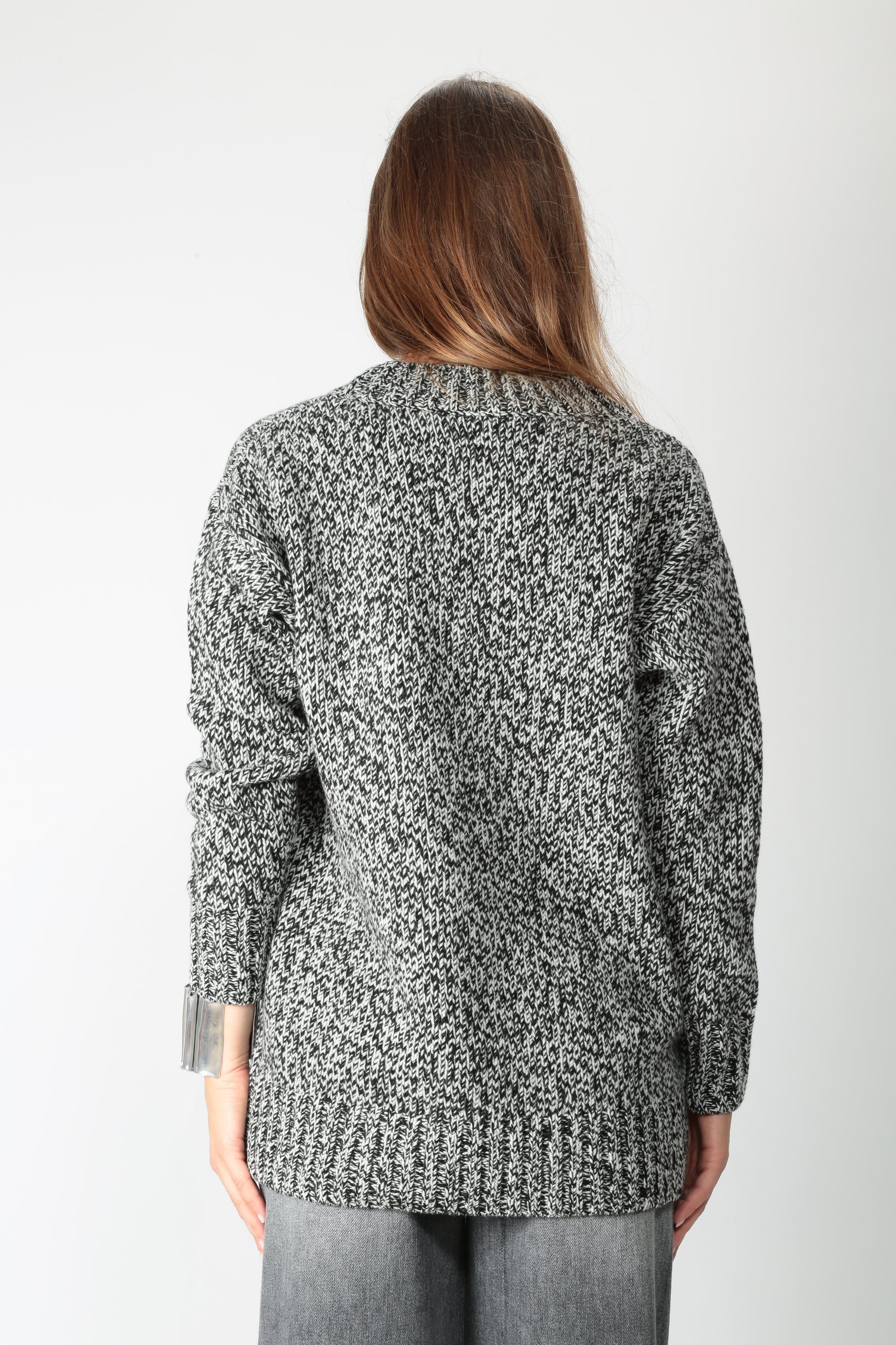 https://admin.shopify.com/store/gulieshop/products/15621943001437#:~:text=https%3A//www.gulieshop.it%20%E2%80%BA%20products%20%E2%80%BA%20alpha%2Dstudio%2Dmaglia%2Din%2Dmouline%2Dad%2D4210c