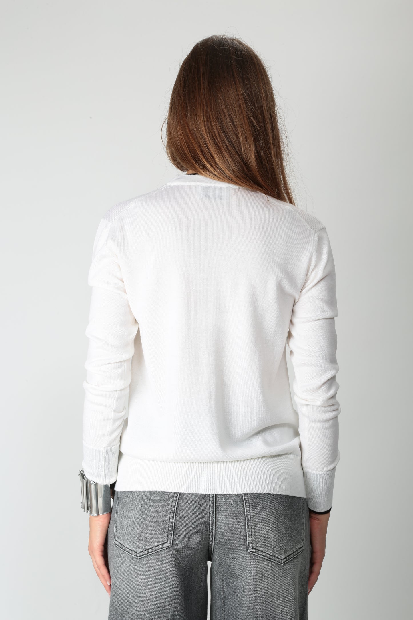https://admin.shopify.com/store/gulieshop/products/15621942968669#:~:text=https%3A//www.gulieshop.it%20%E2%80%BA%20products%20%E2%80%BA%20alpha%2Dstudio%2Dmaglia%2Din%2Dlana%2Dmerinos%2Dad%2D4011c