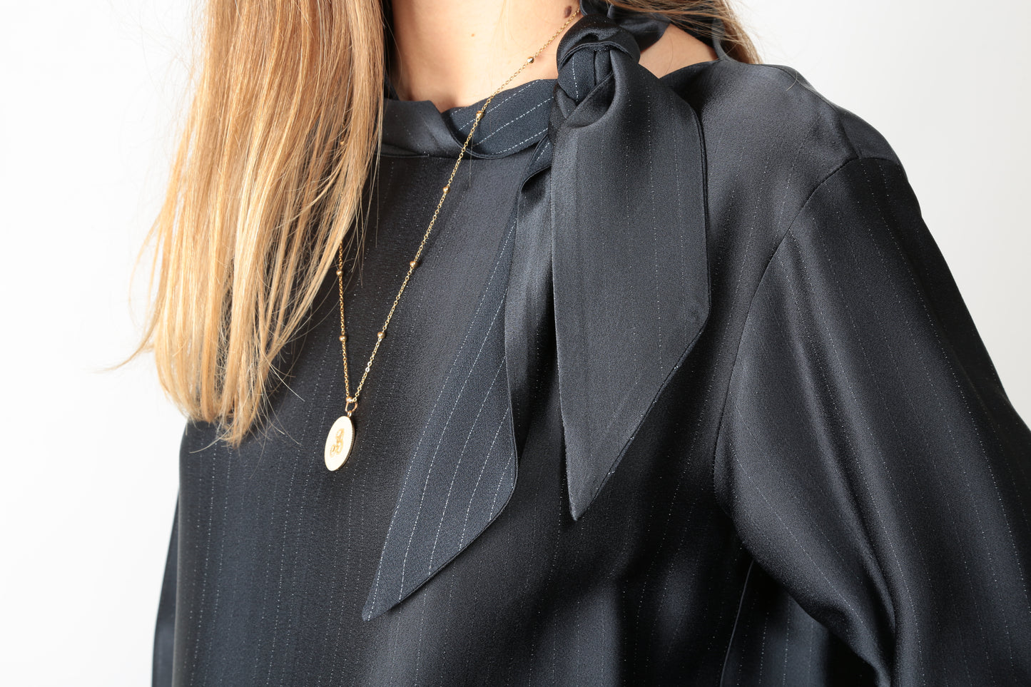 Tela Camicia gessata con fiocco Rebel
