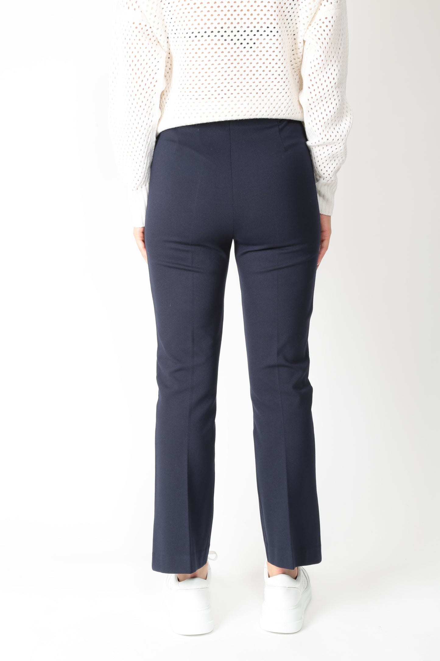 https://admin.shopify.com/store/gulieshop/products/15621934186845#:~:text=https%3A//www.gulieshop.it%20%E2%80%BA%20products%20%E2%80%BA%201978%2Dpantalone%2Da%2Dtrombetta%2Dpunto%2Droma