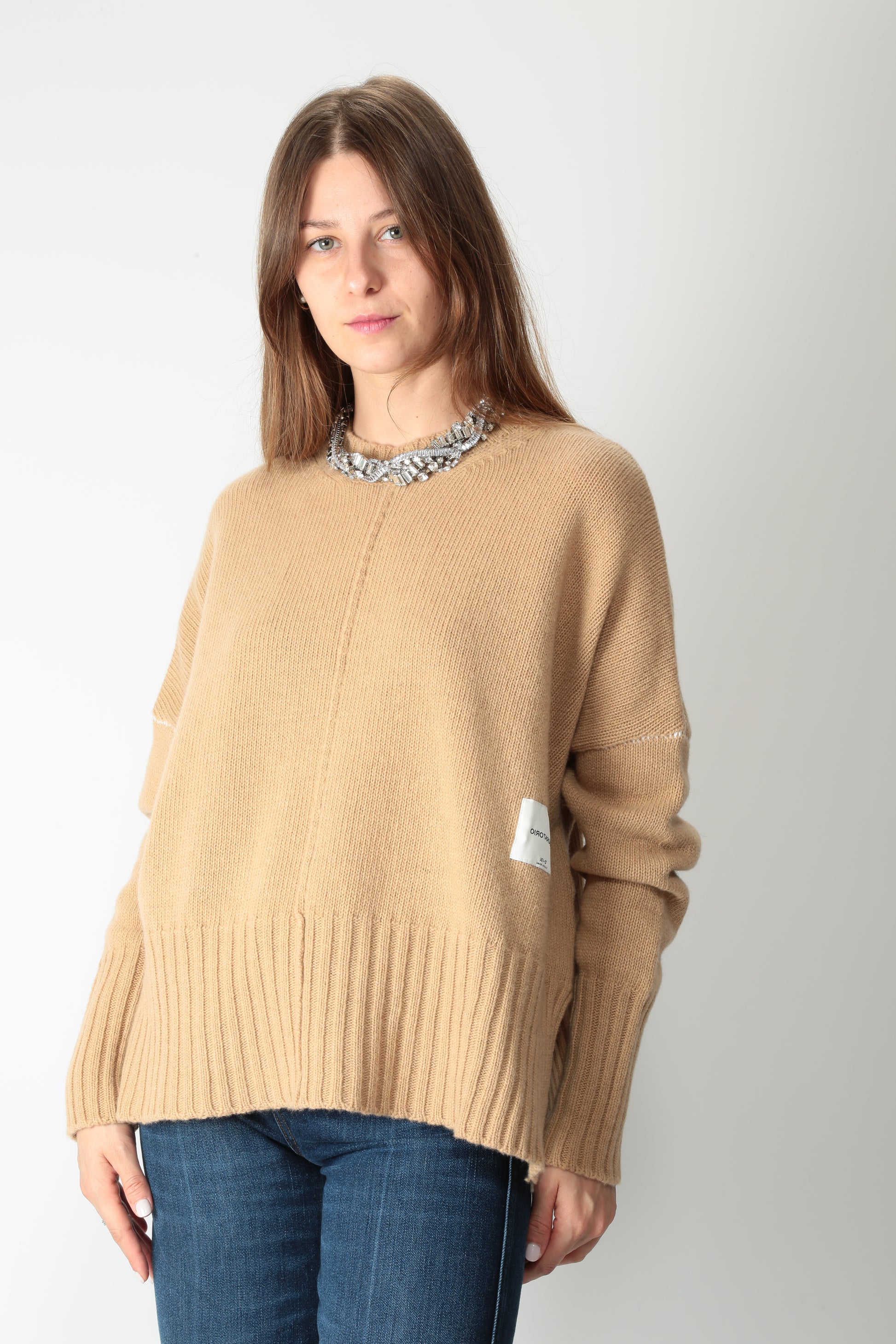 https://admin.shopify.com/store/gulieshop/products/15633572102493#:~:text=https%3A//www.gulieshop.it%20%E2%80%BA%20products%20%E2%80%BA%20jei%2Do%2Dmaglia%2Doversize%2Dmisto%2Dlana%2D4533