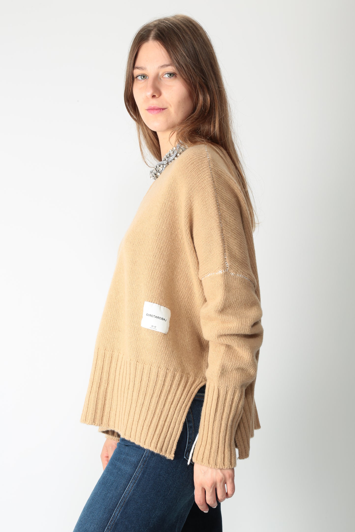 https://admin.shopify.com/store/gulieshop/products/15633572102493#:~:text=https%3A//www.gulieshop.it%20%E2%80%BA%20products%20%E2%80%BA%20jei%2Do%2Dmaglia%2Doversize%2Dmisto%2Dlana%2D4533