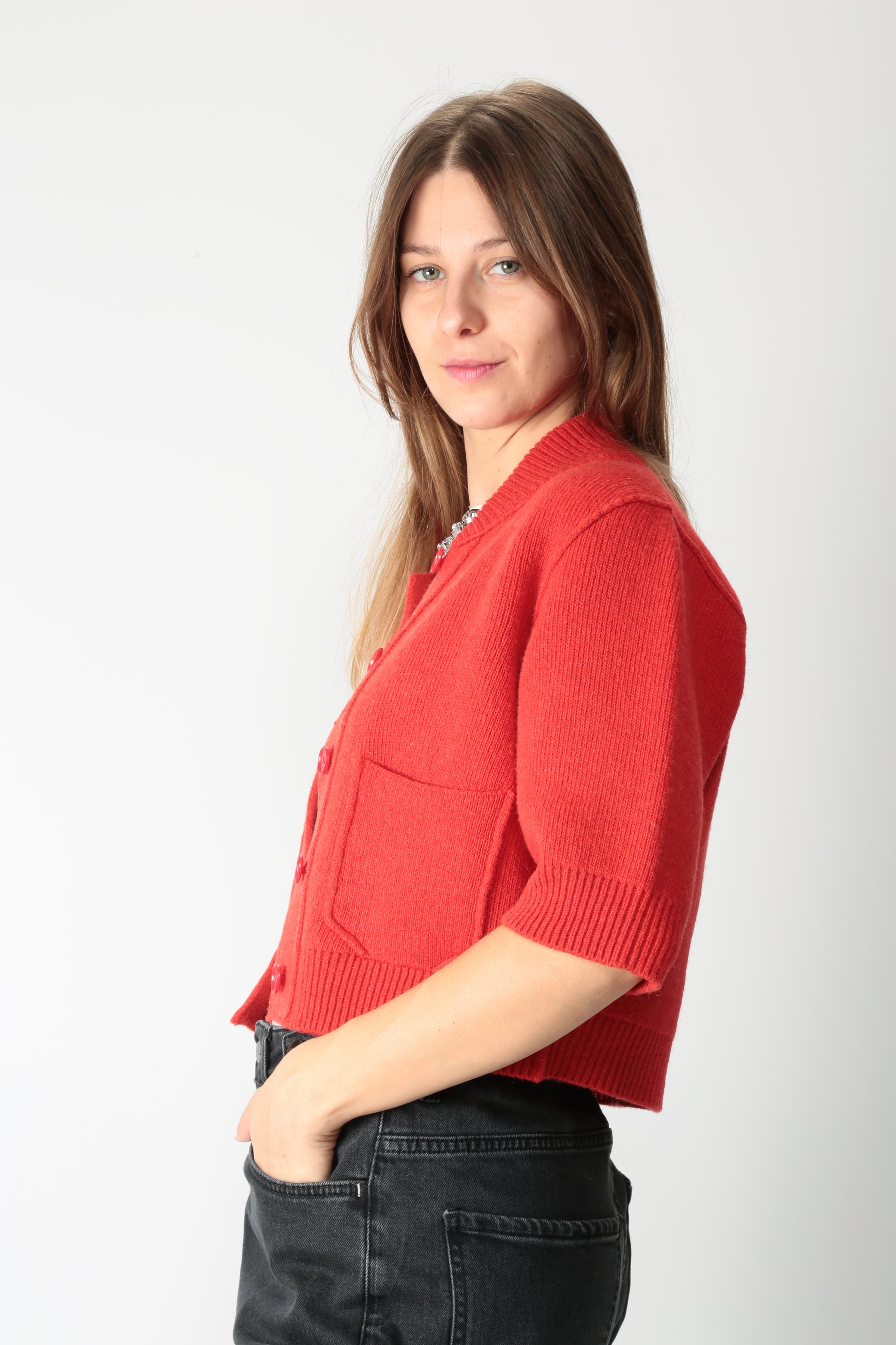 https://admin.shopify.com/store/gulieshop/products/15633572200797#:~:text=https%3A//www.gulieshop.it%20%E2%80%BA%20products%20%E2%80%BA%20jei%2Do%2Dcardigan%2Dcropped%2D4527