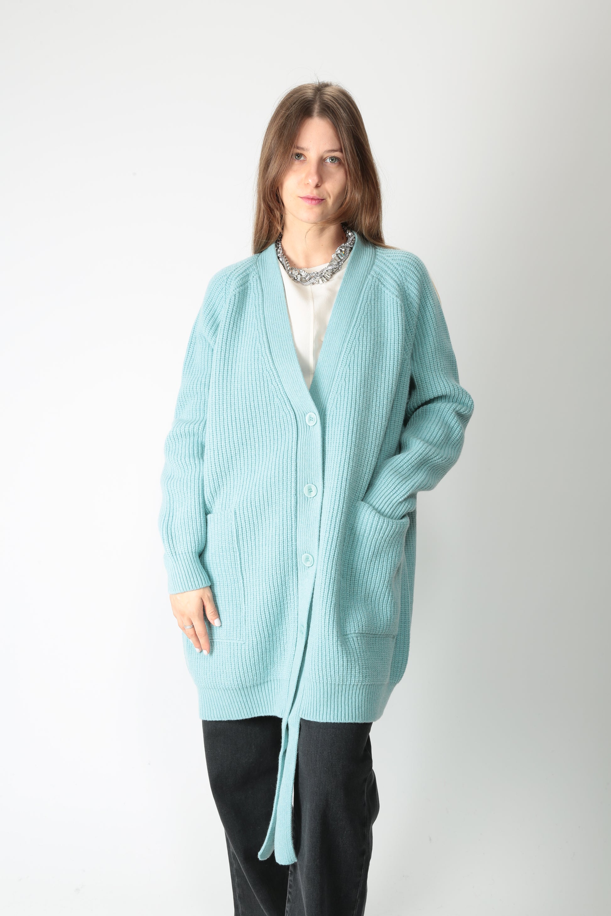 https://admin.shopify.com/store/gulieshop/products/15633572626781#:~:text=https%3A//www.gulieshop.it%20%E2%80%BA%20products%20%E2%80%BA%20jei%2Do%2Dcardigan%2Din%2Dmisto%2Dlana%2Doversize%2D4529