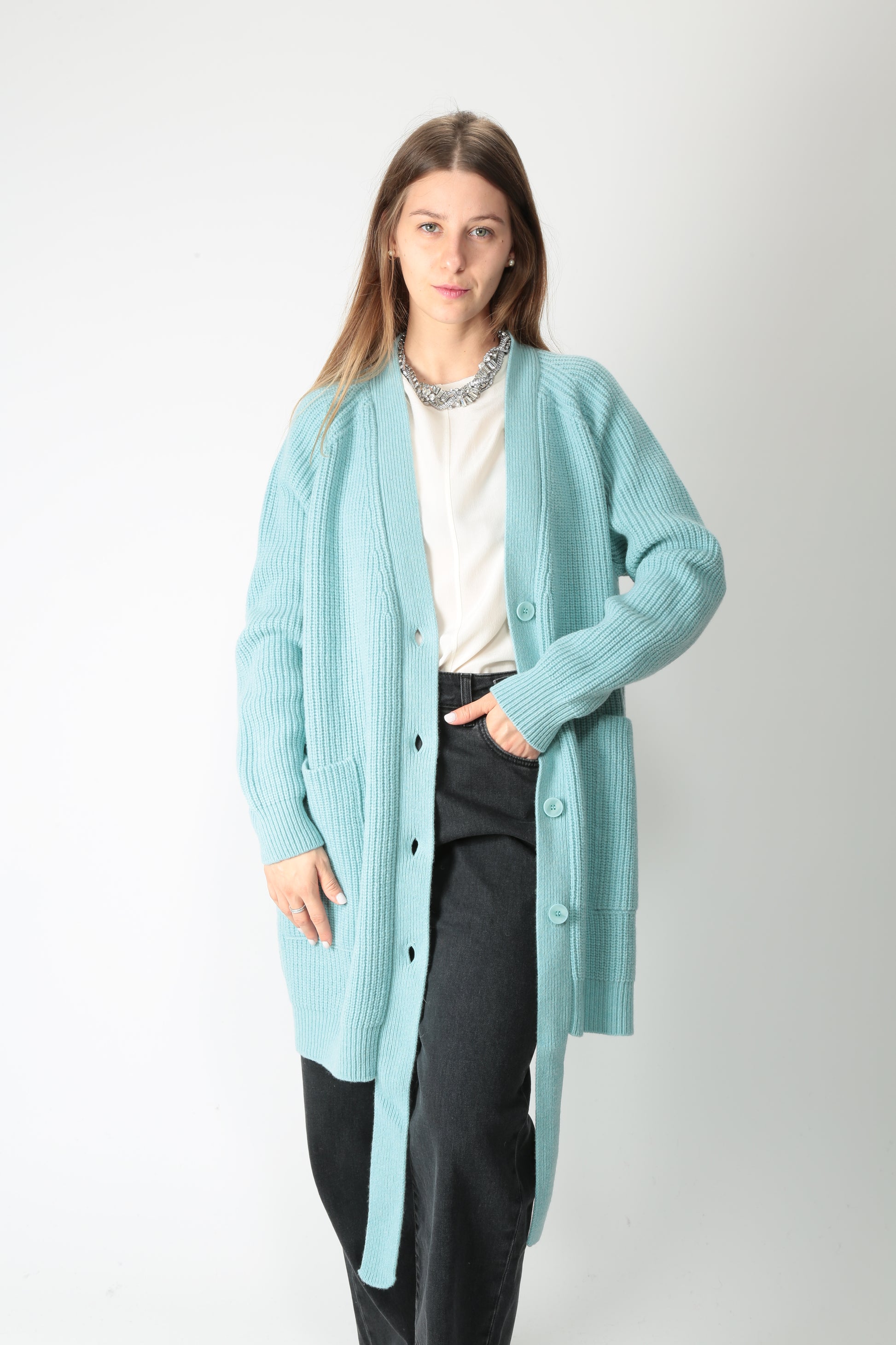 https://admin.shopify.com/store/gulieshop/products/15633572626781#:~:text=https%3A//www.gulieshop.it%20%E2%80%BA%20products%20%E2%80%BA%20jei%2Do%2Dcardigan%2Din%2Dmisto%2Dlana%2Doversize%2D4529