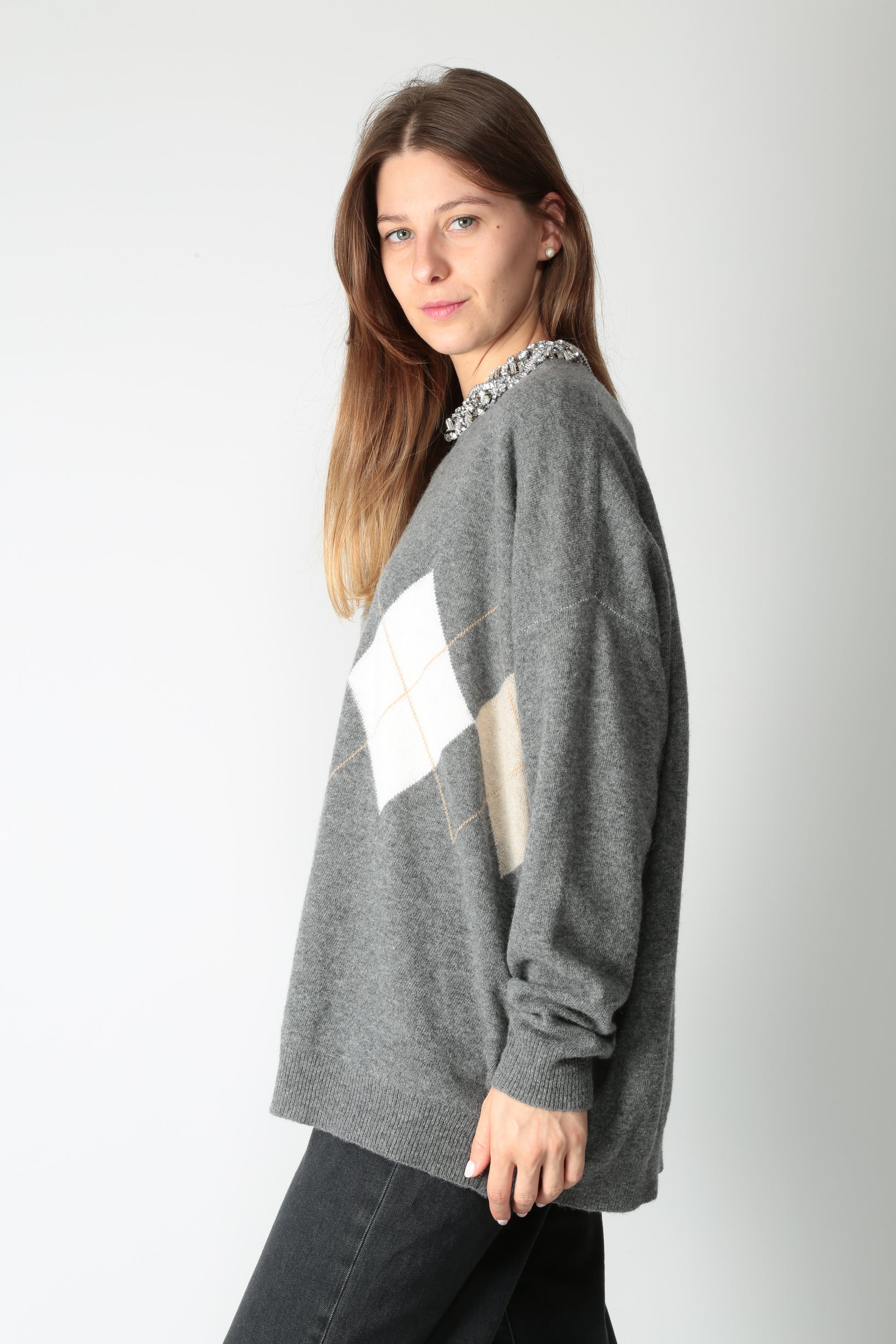 https://admin.shopify.com/store/gulieshop/products/15633571938653#:~:text=https%3A//www.gulieshop.it%20%E2%80%BA%20products%20%E2%80%BA%20jei%2Do%2Dmaglia%2Dmotivo%2Da%2Drombi%2D4540