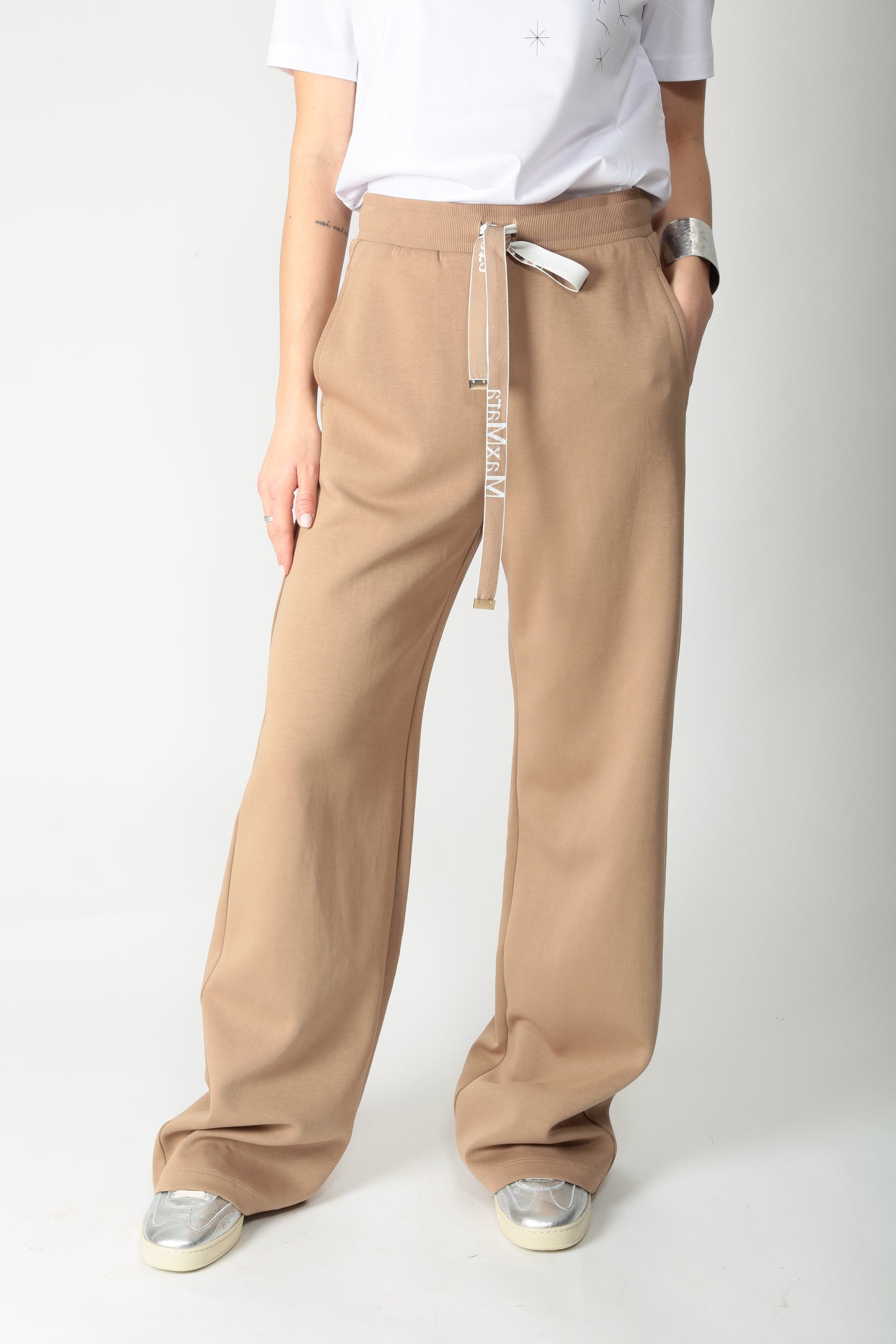 https://admin.shopify.com/store/gulieshop/products/15036213133661#:~:text=https%3A//www.gulieshop.it%20%E2%80%BA%20products%20%E2%80%BA%20s%2Dmaxmara%2Dpantalone%2Din%2Dfelpa%2Dbali