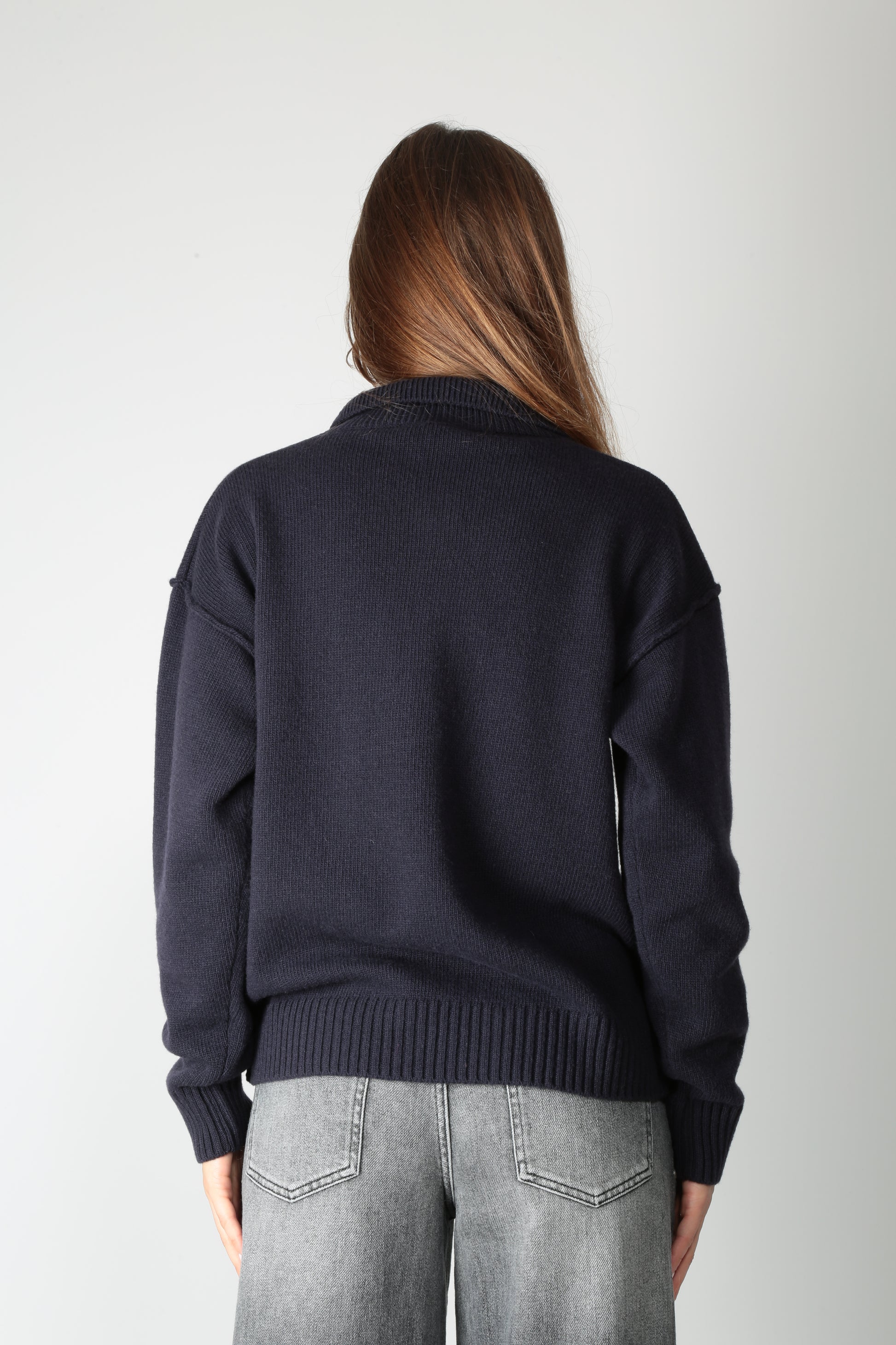 https://admin.shopify.com/store/gulieshop/products/15663934669149#:~:text=https%3A//www.gulieshop.it%20%E2%80%BA%20products%20%E2%80%BA%20maida%2Dmila%2Dmaglia%2Da%2Dpolo%2Din%2Dlana%2D255m8213%2D1